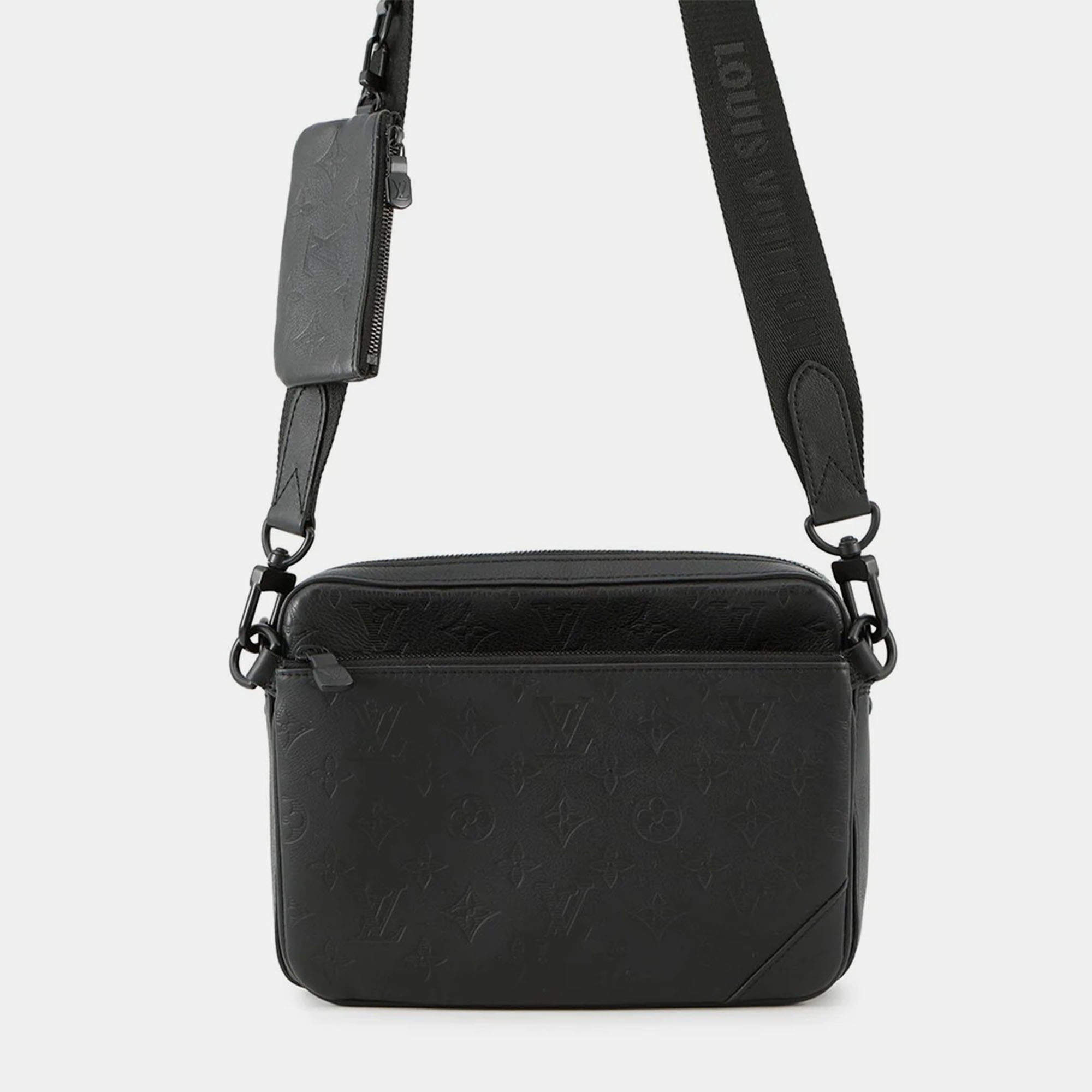 Pre Owned Louis Vuitton Trio Messenger Noir Monogram Shadow