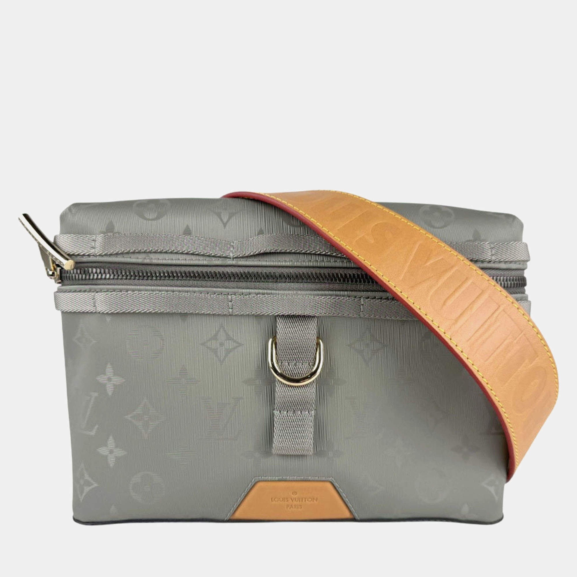مملوكة مسبقًا Louis Vuitton Monogram Titanium PM Shoulder Bag In Nylon Canvas Gray
