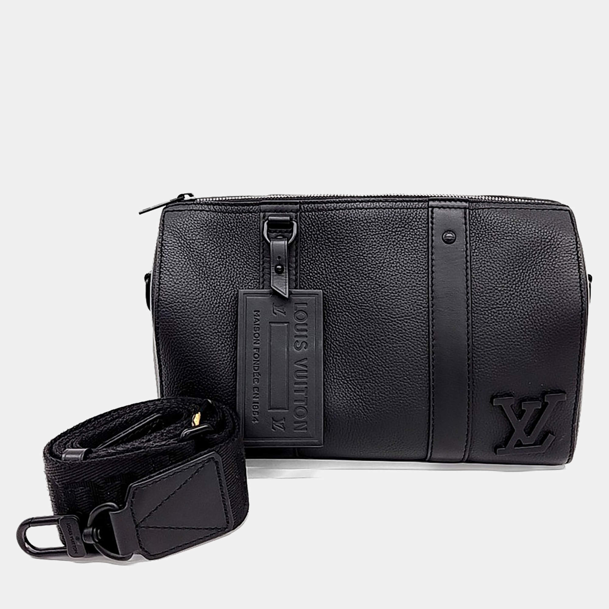 Pre Owned حقيبة لويس فيتون سيتي كيبول جلد أسود