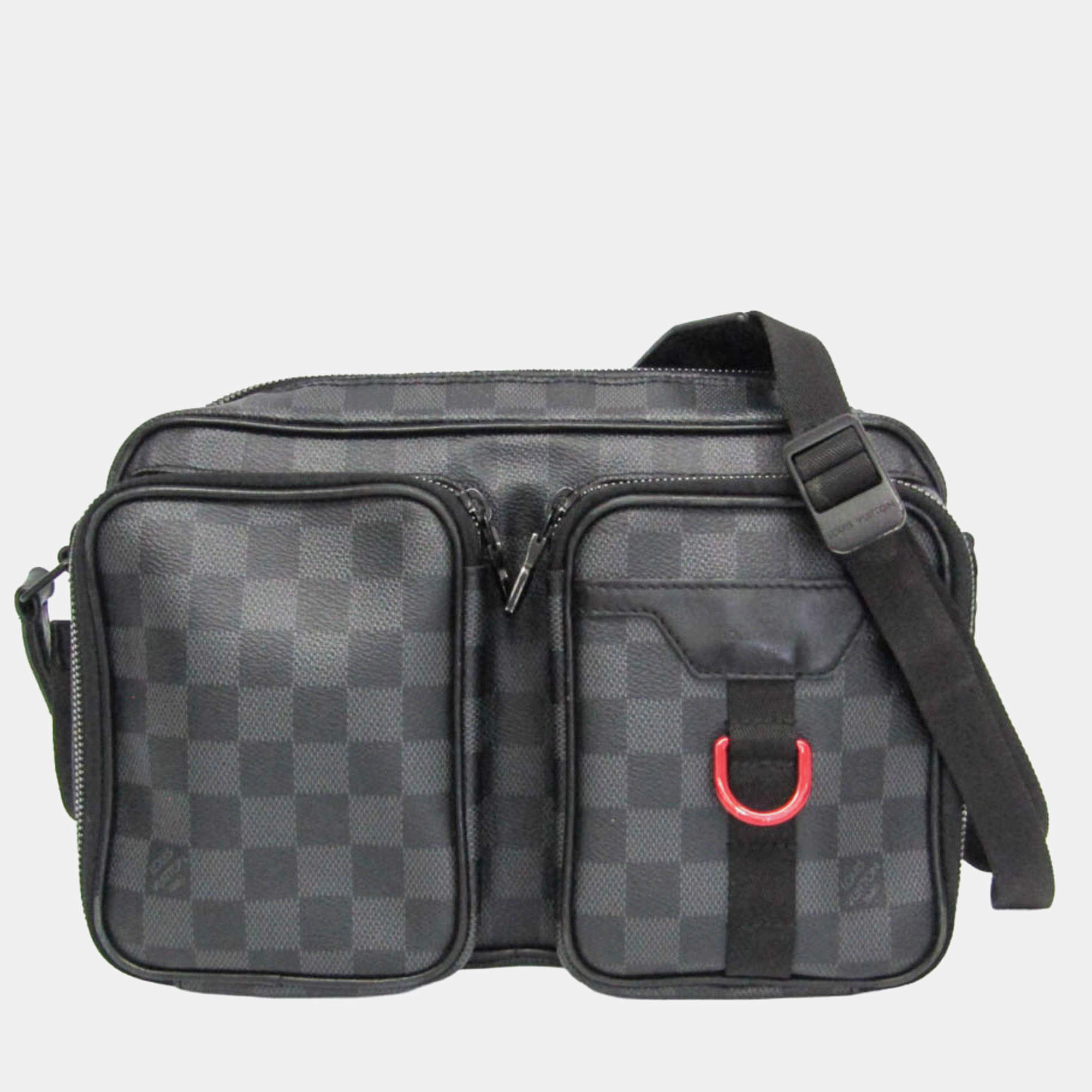 Pre Owned Louis Vuitton Utility Messenger Damier Graphite Black Coated Canvas Men Crossbody Bag