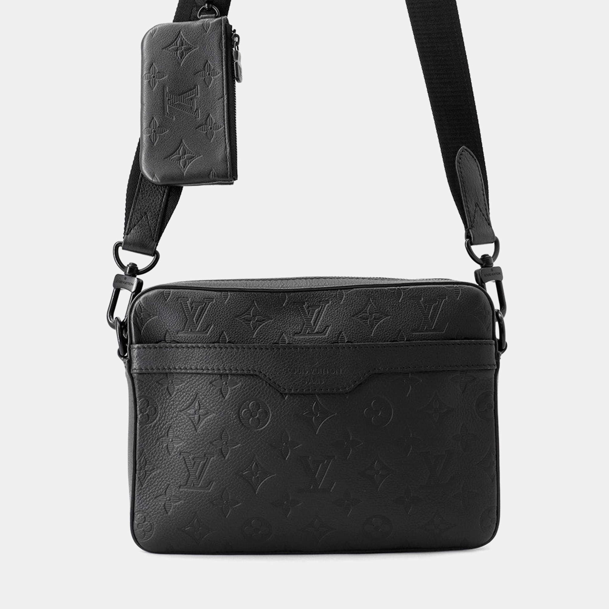 Pre Owned Louis Vuitton Trio Messenger M46602 Noir Monogram Shadow Calfskin Leather Crossbody Bag