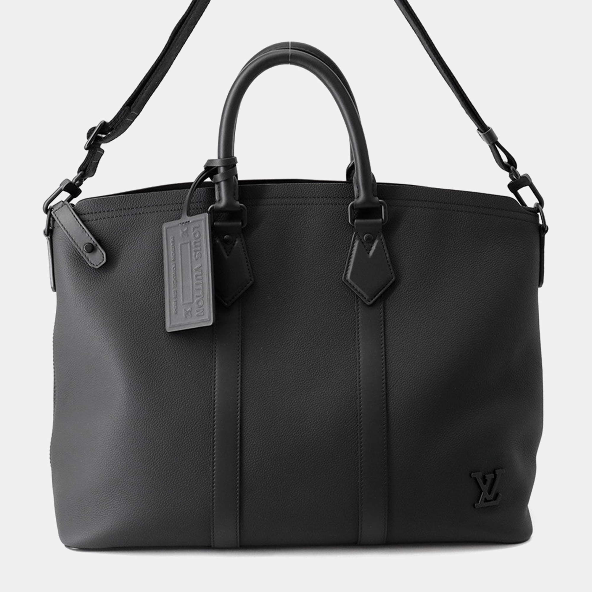 Pre Owned Louis Vuitton Lock It GM Black Taurillon Leather Top Handle Bag