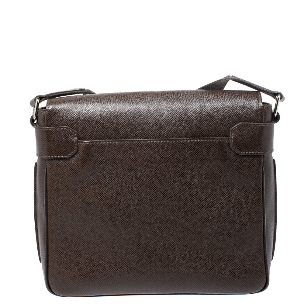 Louis Vuitton Taïga Roman PM - Brown Messenger Bags, Bags