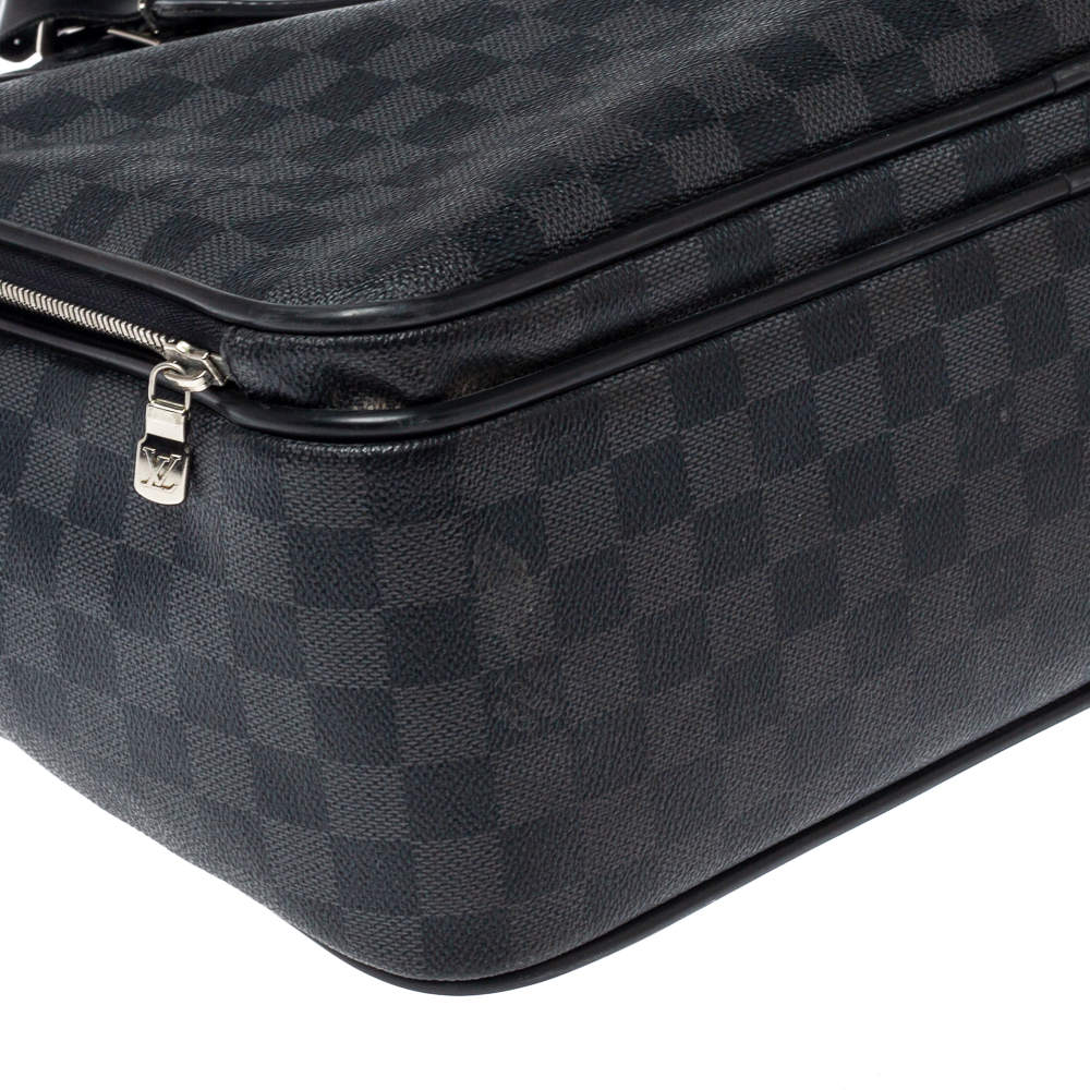 Authenticated Louis Vuitton Damier Graphite Icare Black Canvas Business Bag