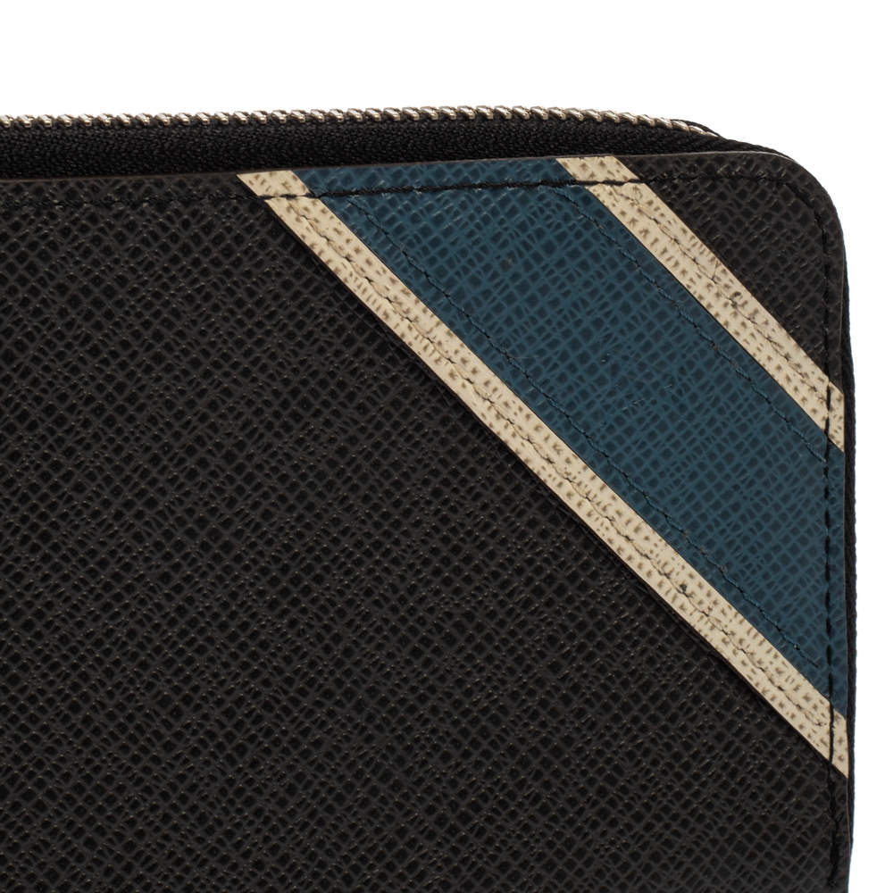 Louis Vuitton Black Taiga Leather Bifold Vertical Long Card Wallet  ref.781889 - Joli Closet