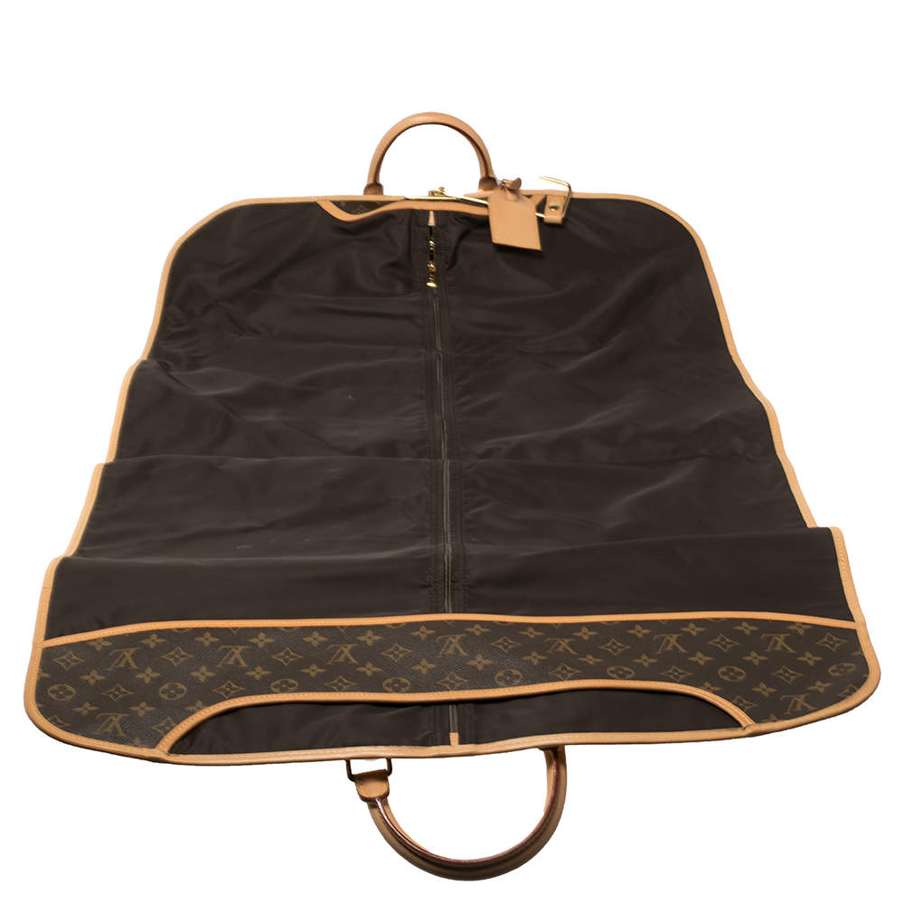 Louis Vuitton Garment Cover Khaki and Hanger Set 11lr0627 Brown Nylon  Weekend/Travel Bag, Louis Vuitton