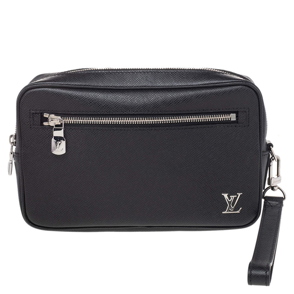 مملوكة مسبقًا Louis Vuitton Black Taiga Leather Kasai Wristlet Bag