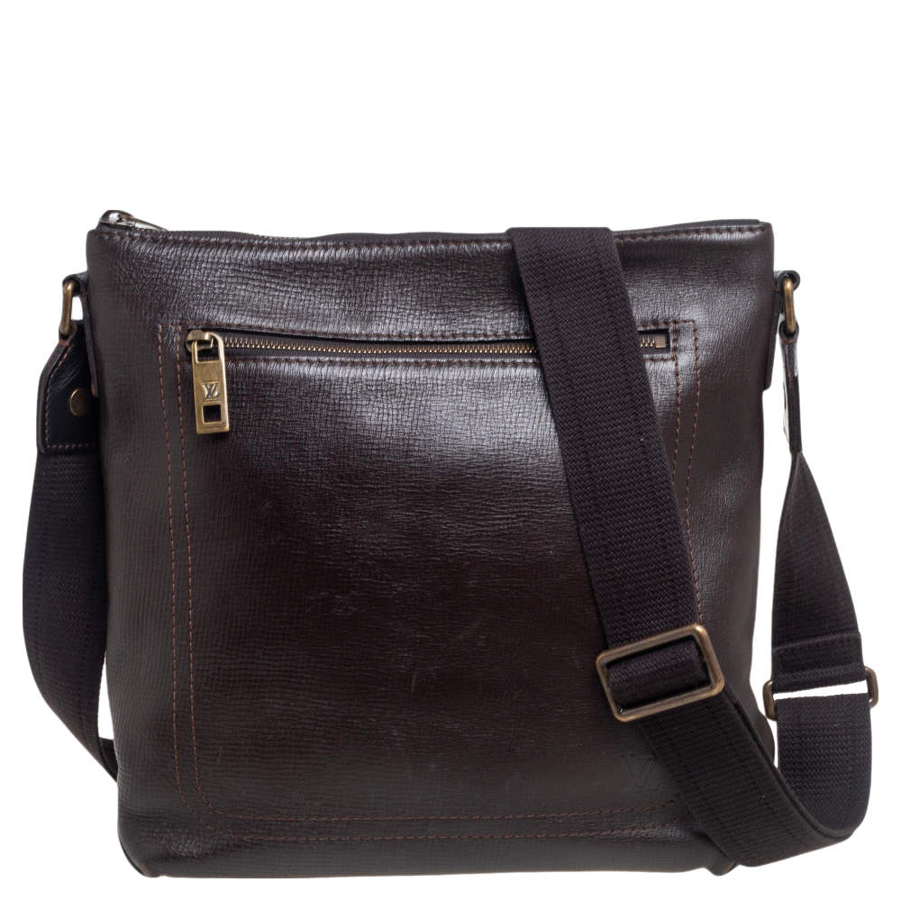 Louis Vuitton Coffee Brown Utah Leather Shawnee Pochette Bag