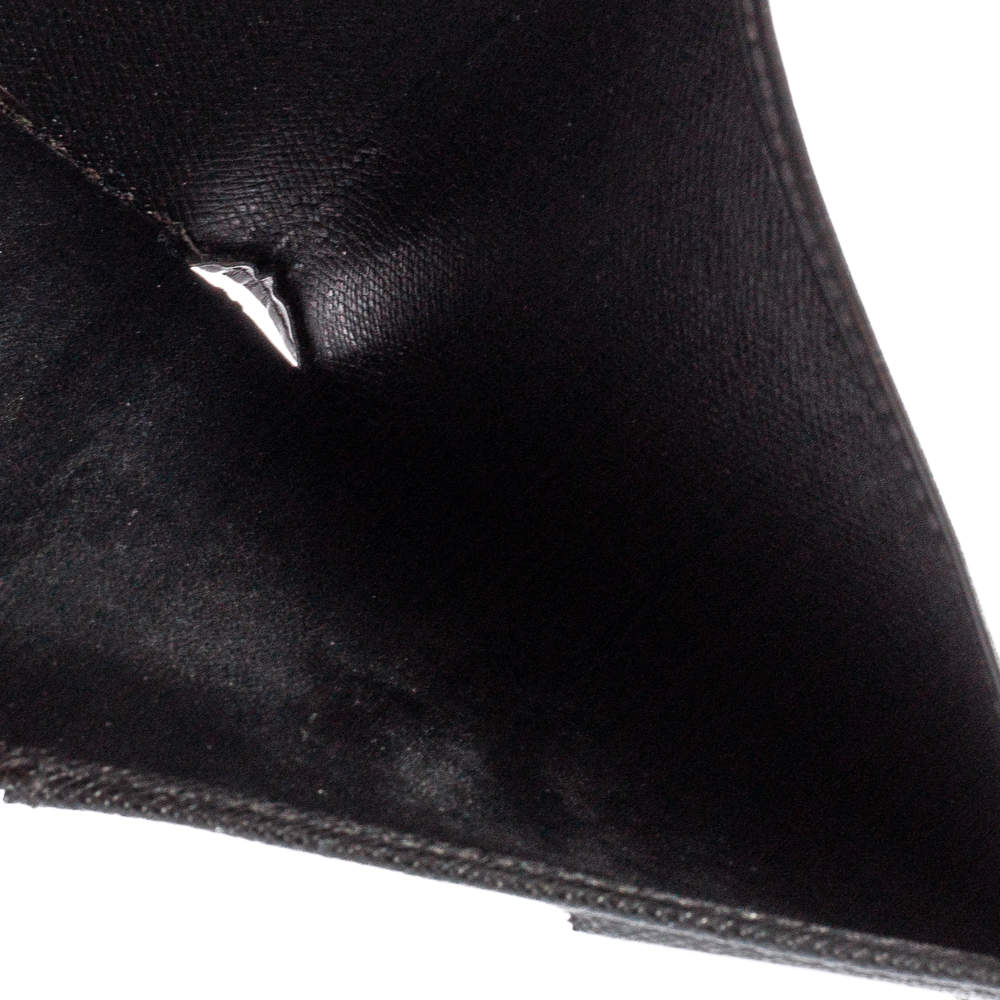 Louis Vuitton // 1996 Black Epi Leather Bifold Men's Wallet // CA0936 //  Pre-Owned - Vintage Designer Bags & Wallets - Touch of Modern