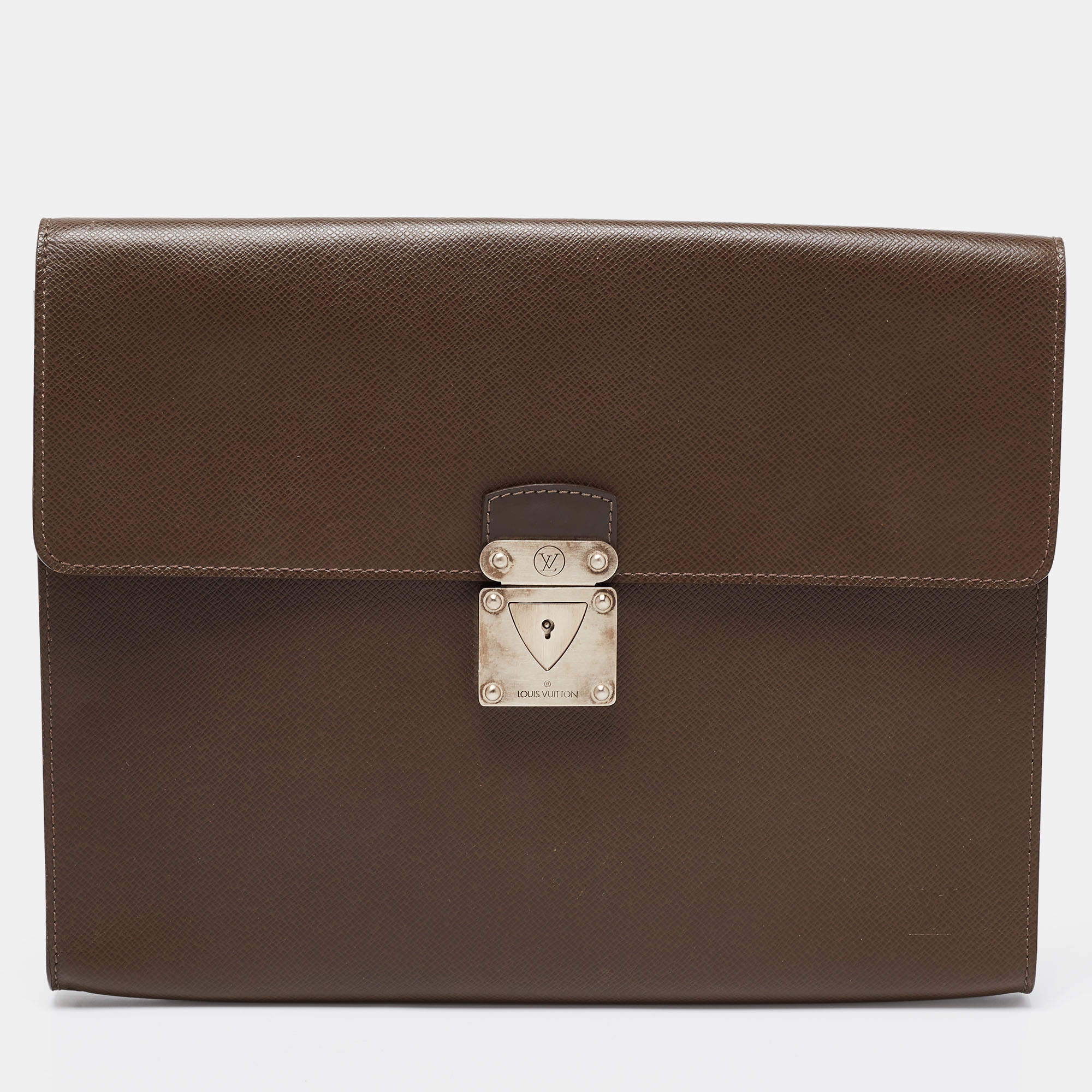 Pre Owned Louis Vuitton Brown Taiga Leather Minuto Portfolio Case