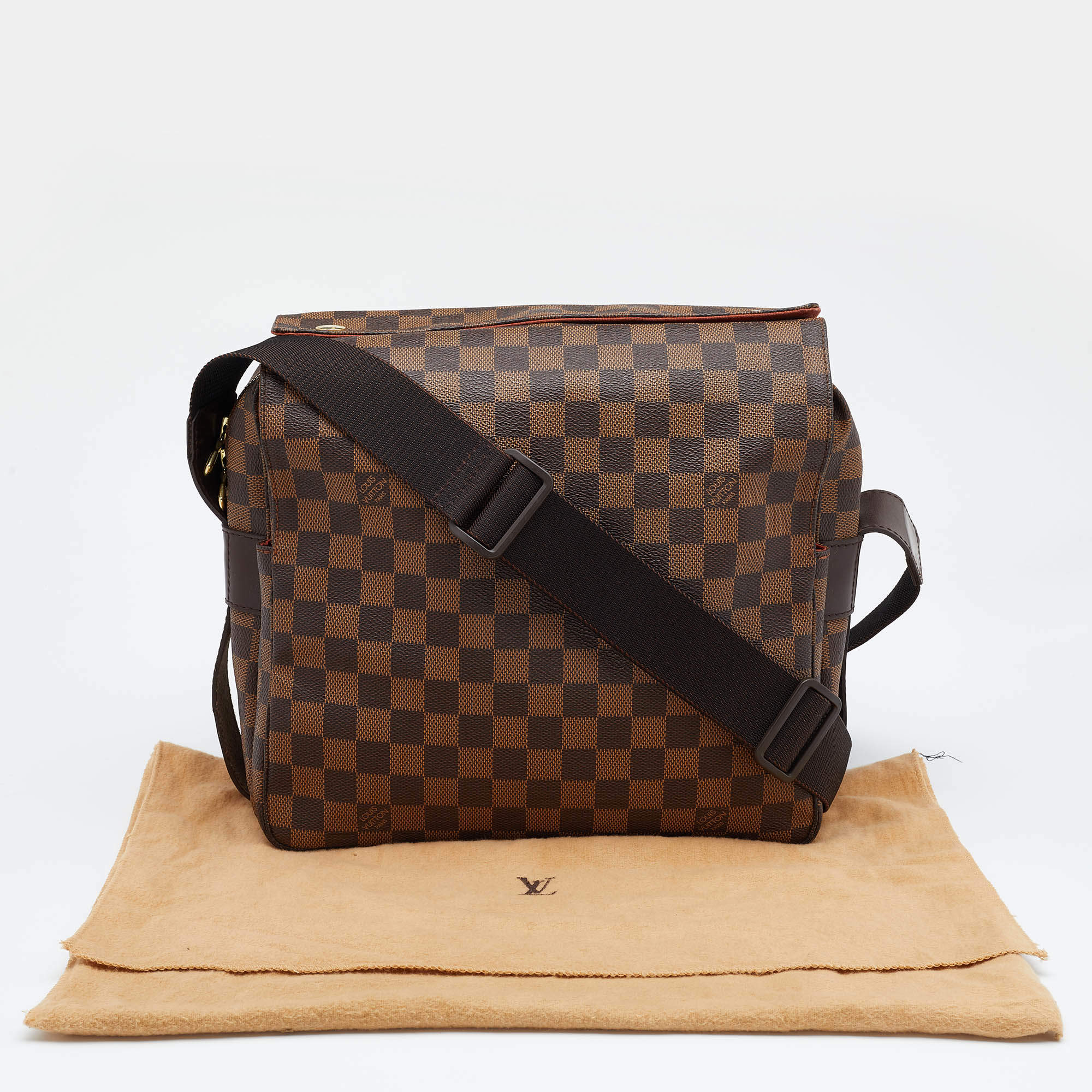 Naviglio cloth crossbody bag Louis Vuitton Brown in Cloth - 20217648