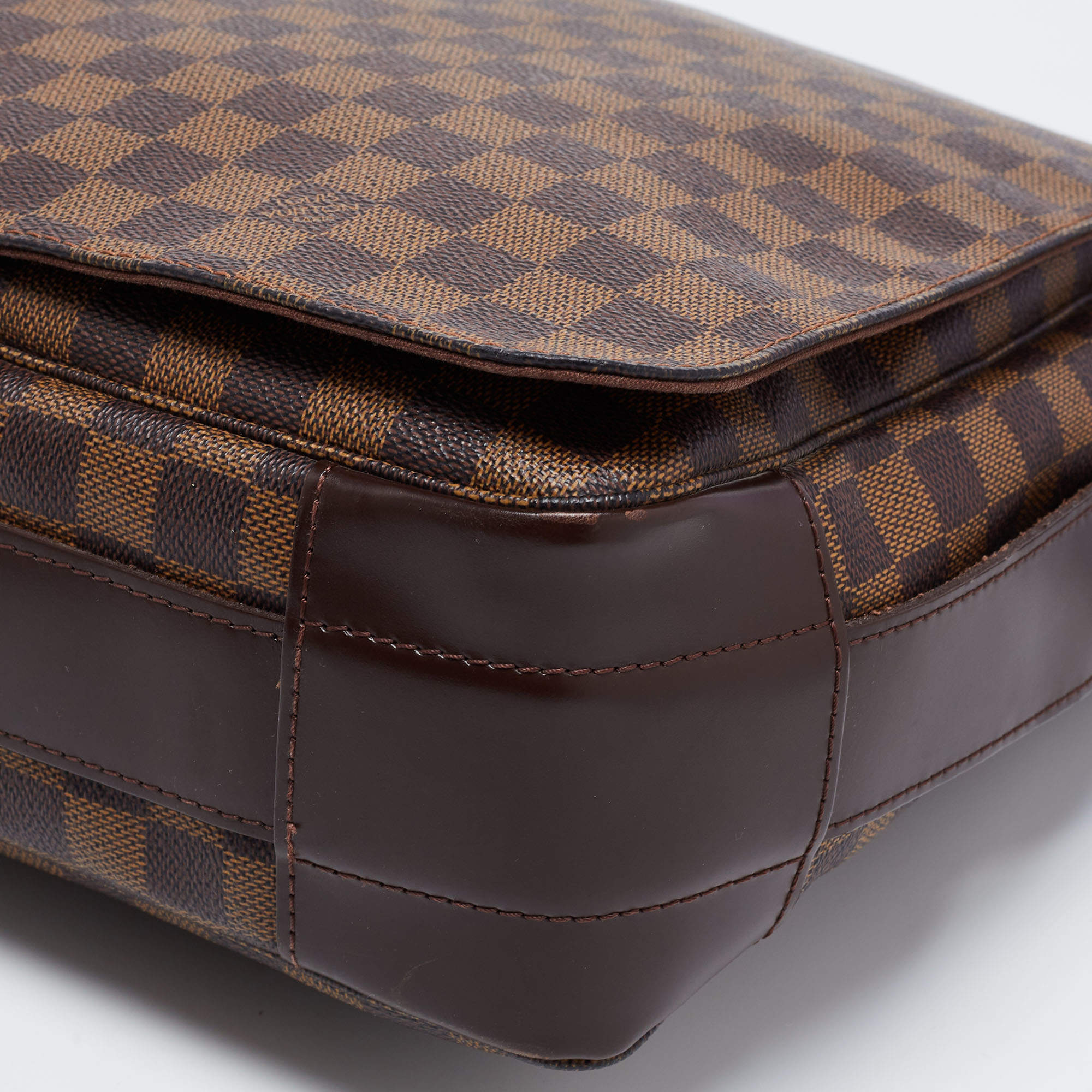 Louis Vuitton Damier Ebene Bastille Messenger Bag ○ Labellov ○ Buy and Sell  Authentic Luxury