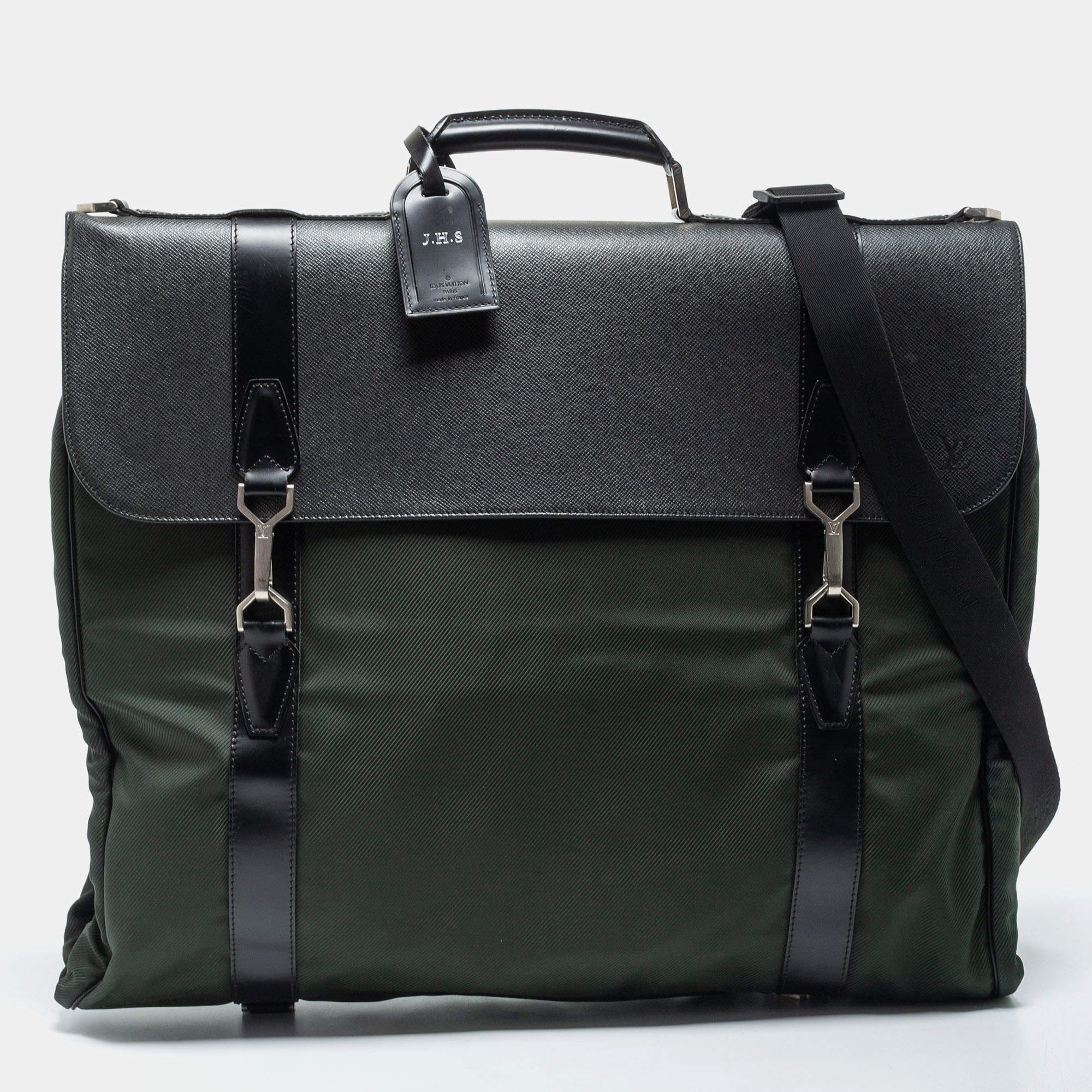 Louis Vuitton Green/Black Taiga Leather Large Gibeciere Garment Travel Bag