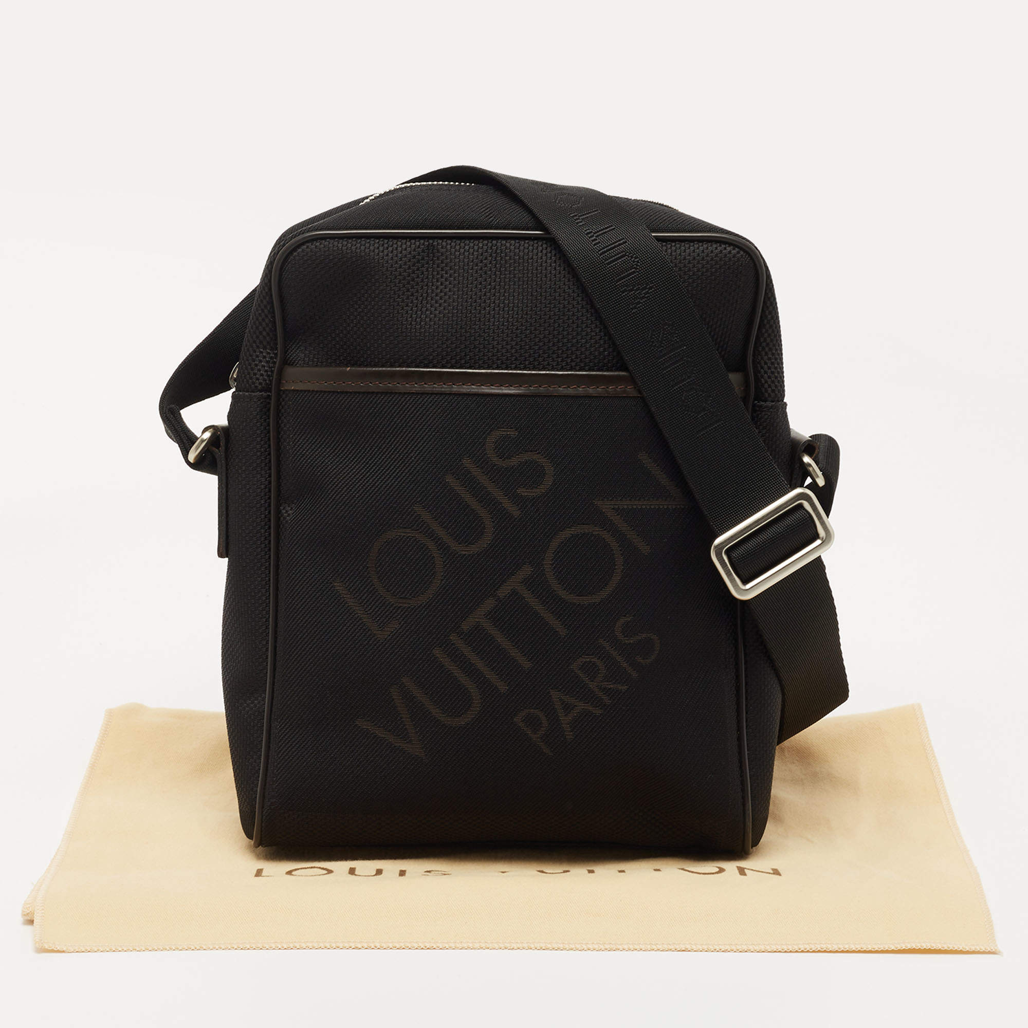 Louis Vuitton Louis Vuitton  Monogram Canvas Messenger Bag