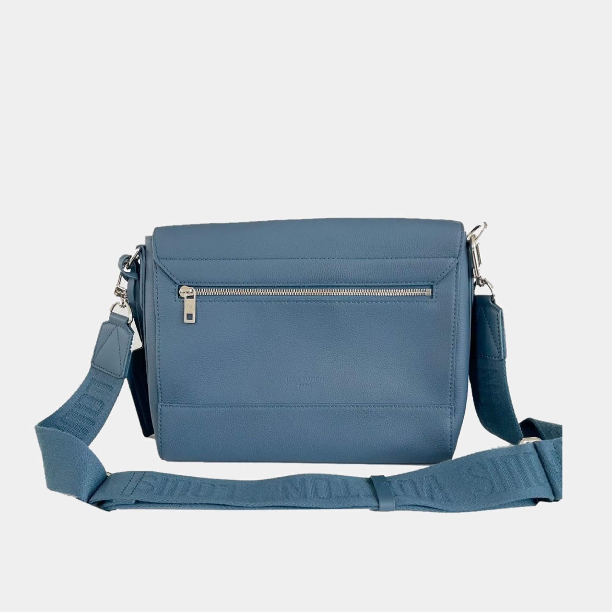 Louis Vuitton - Takeoff Messenger Bag - Leather - Sauge - Men - Luxury