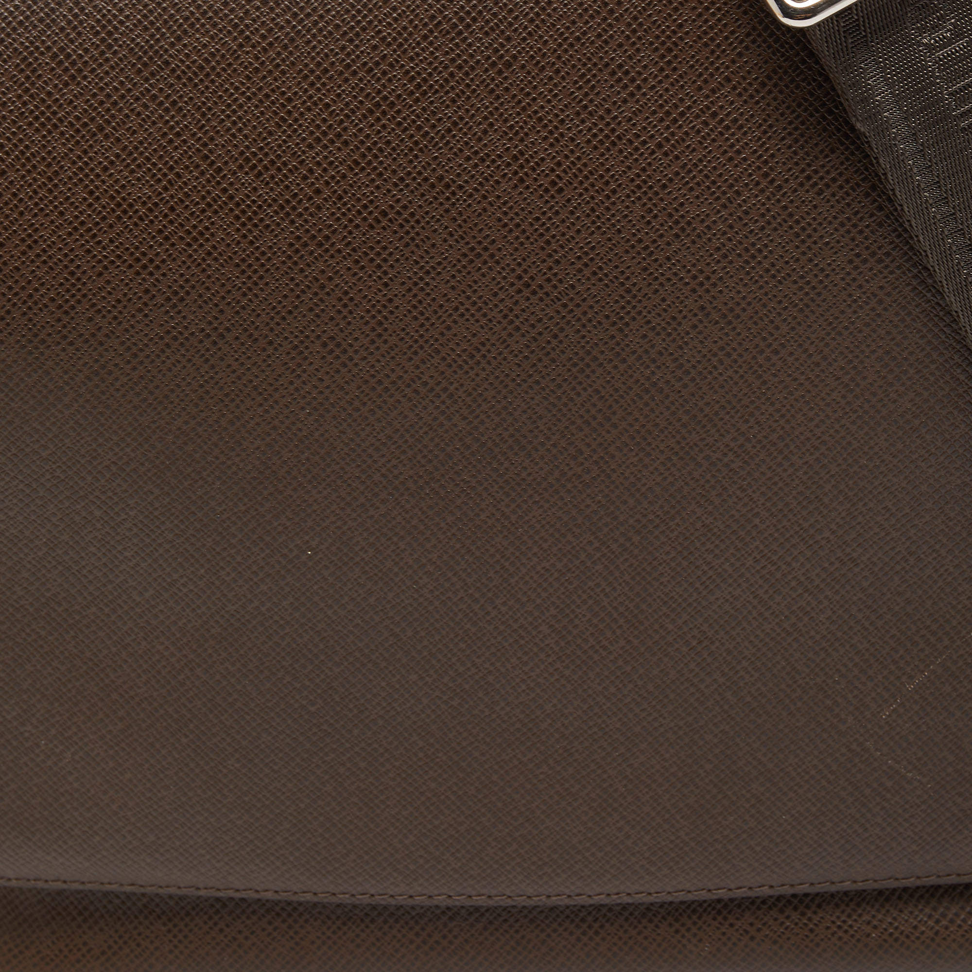 Louis Vuitton Taiga Roman PM Shoulder Bag Leather Ural Brown