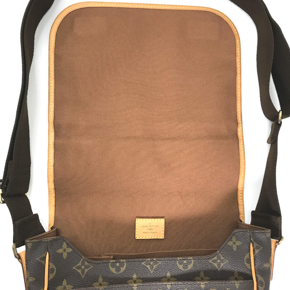 Bosphore cloth crossbody bag Louis Vuitton Brown in Cloth - 23658990