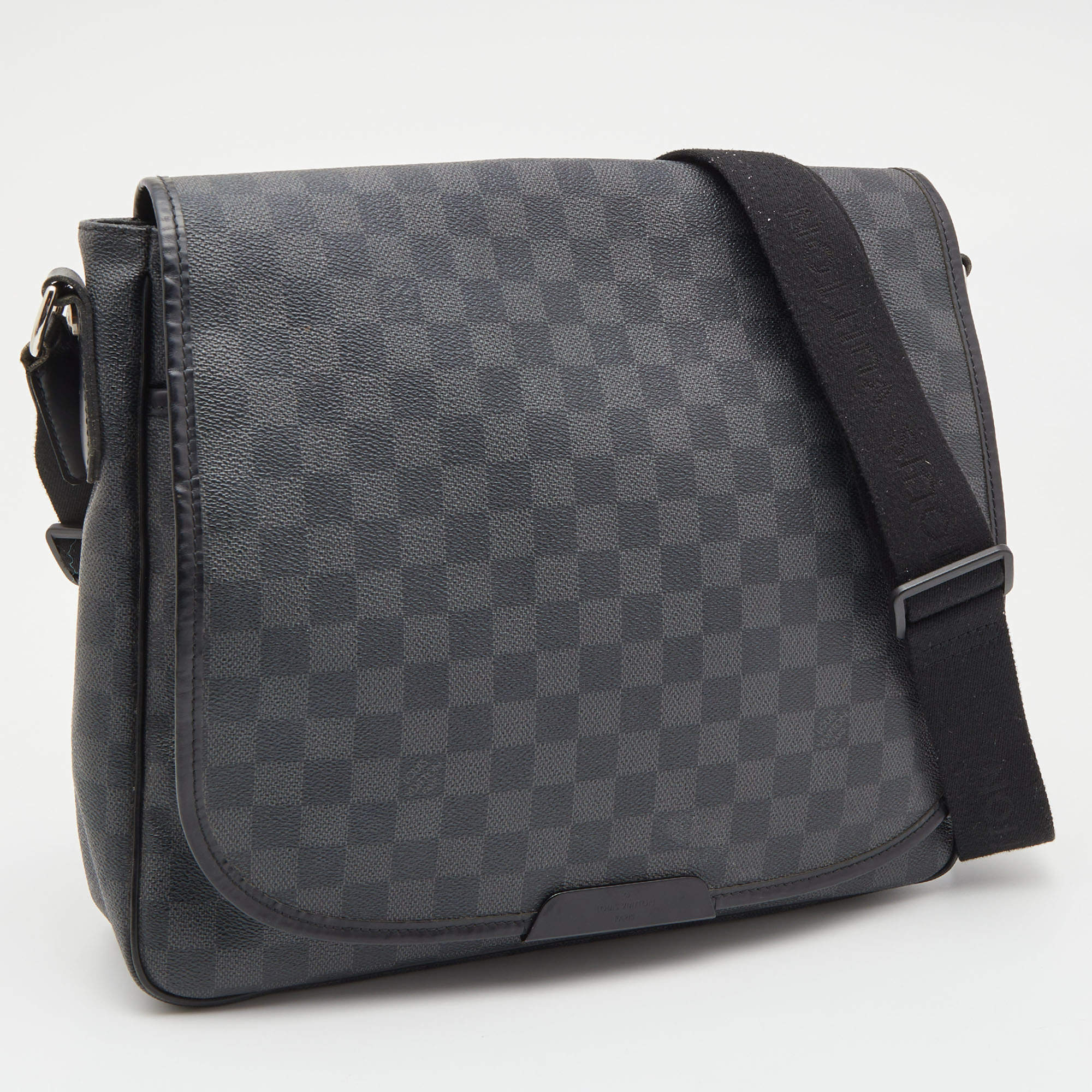 Louis Vuitton District Messenger PM Damier Graphite in Coated Canvas with  Silver-tone - US