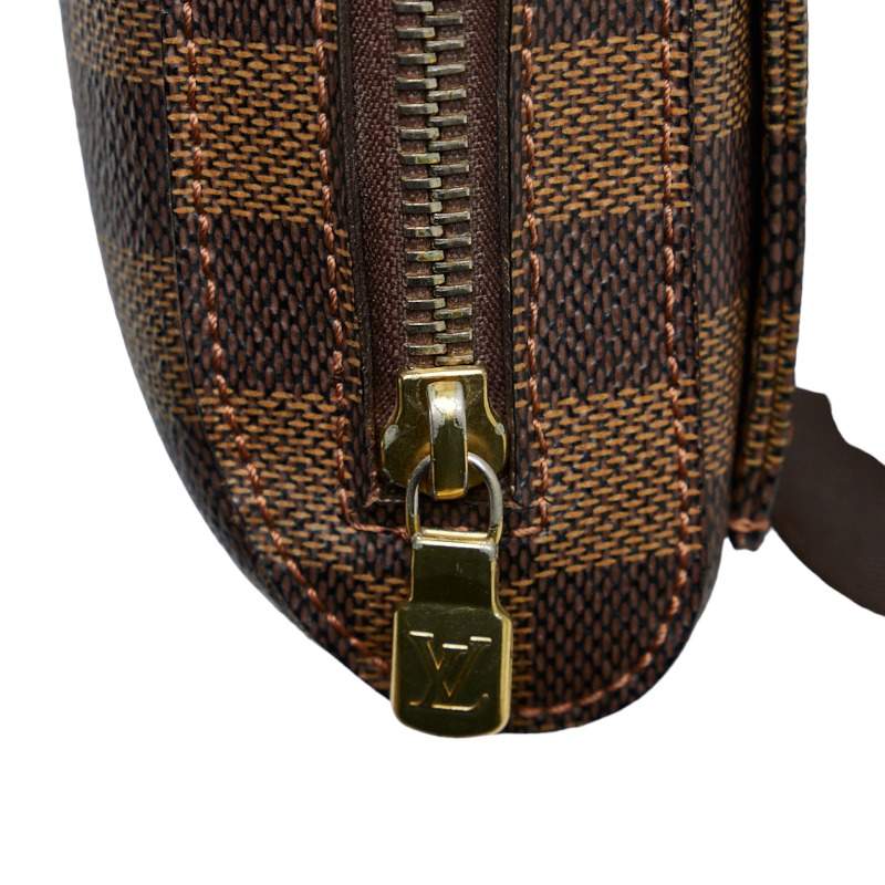 Geronimo cloth travel bag Louis Vuitton Brown in Cloth - 34357096
