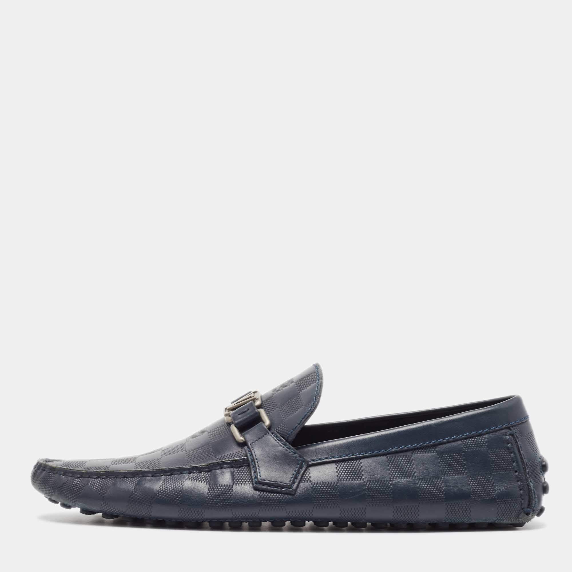 مملوكة مسبقًا Louis Vuitton Navy Blue Leather Hockenheim Loafers Size 43
