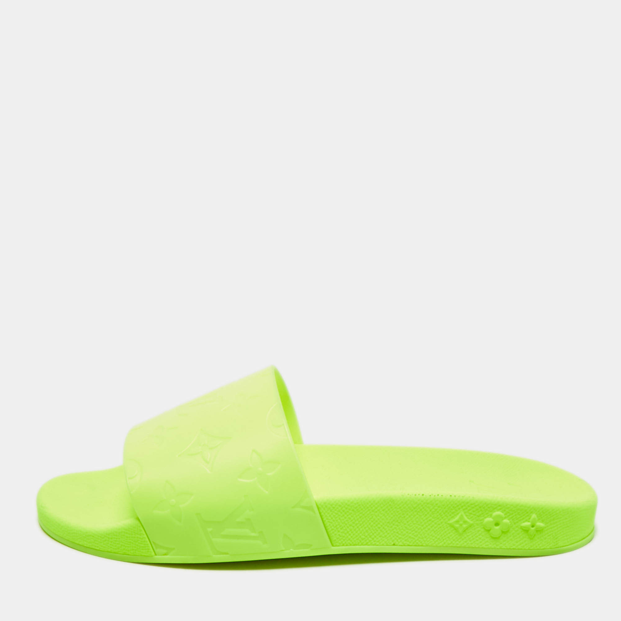 Pre Owned Louis Vuitton Green Rubber Waterfront  Pool Slides Size 41