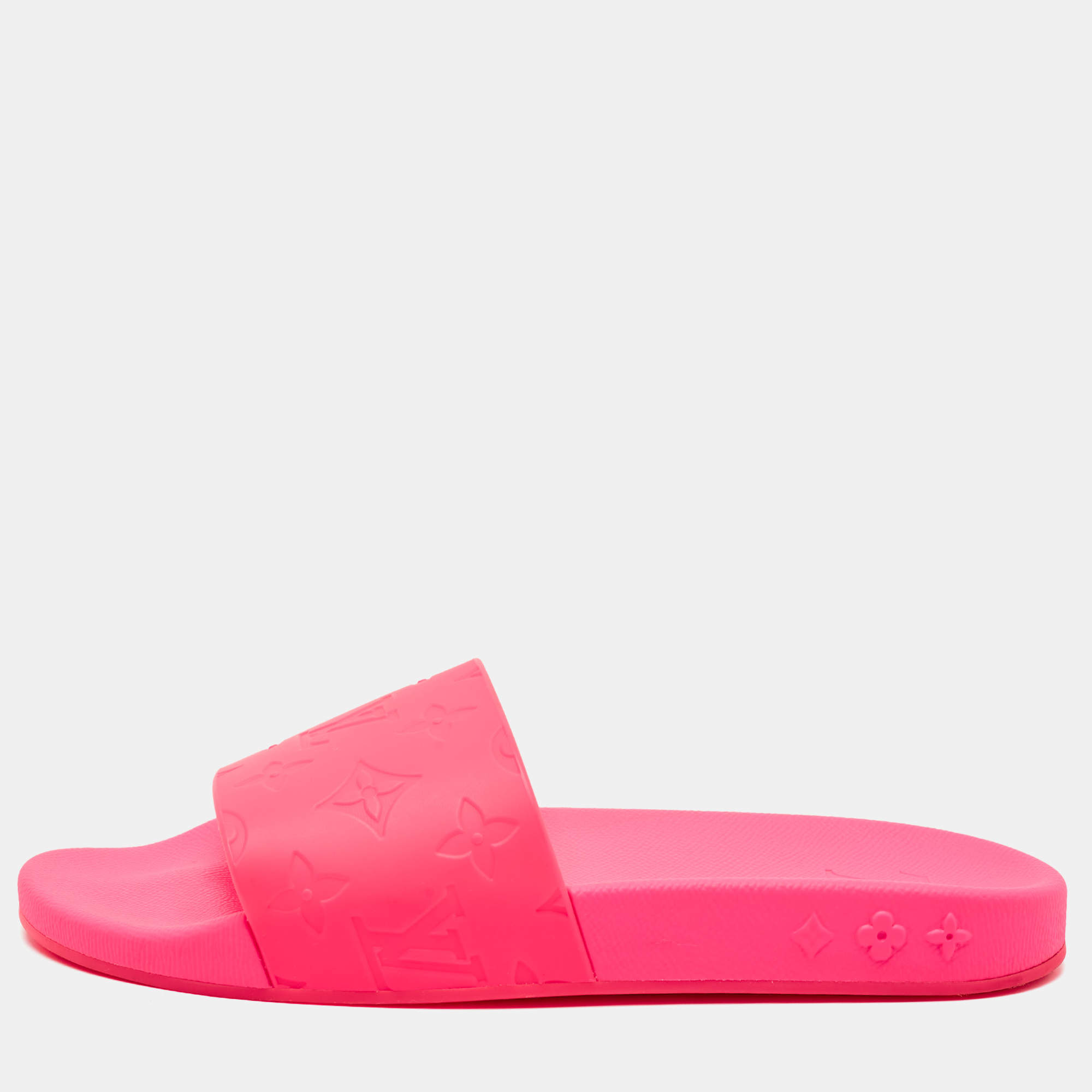 Pre Owned Louis Vuitton Pink Rubber Waterfront  Pool Slides Size 39