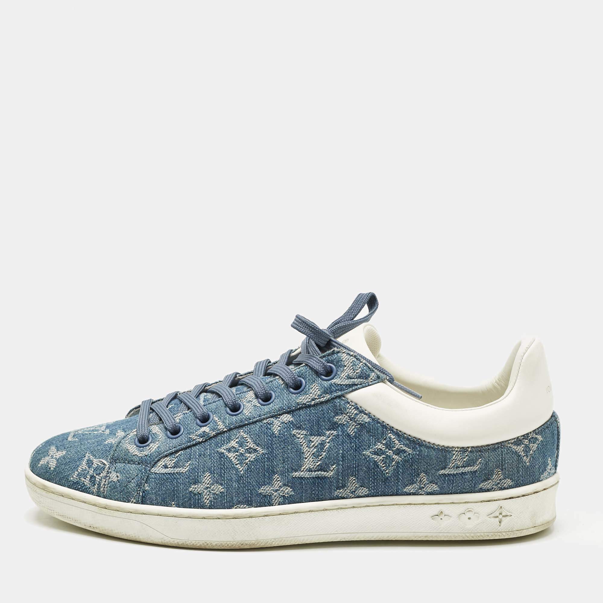 Pre Owned حذا�ء رياضي لوي فيتون دينم أزرق ومونوجرام وجلد لوكسمبورغ منخفض من أعلى مقاس 40.5