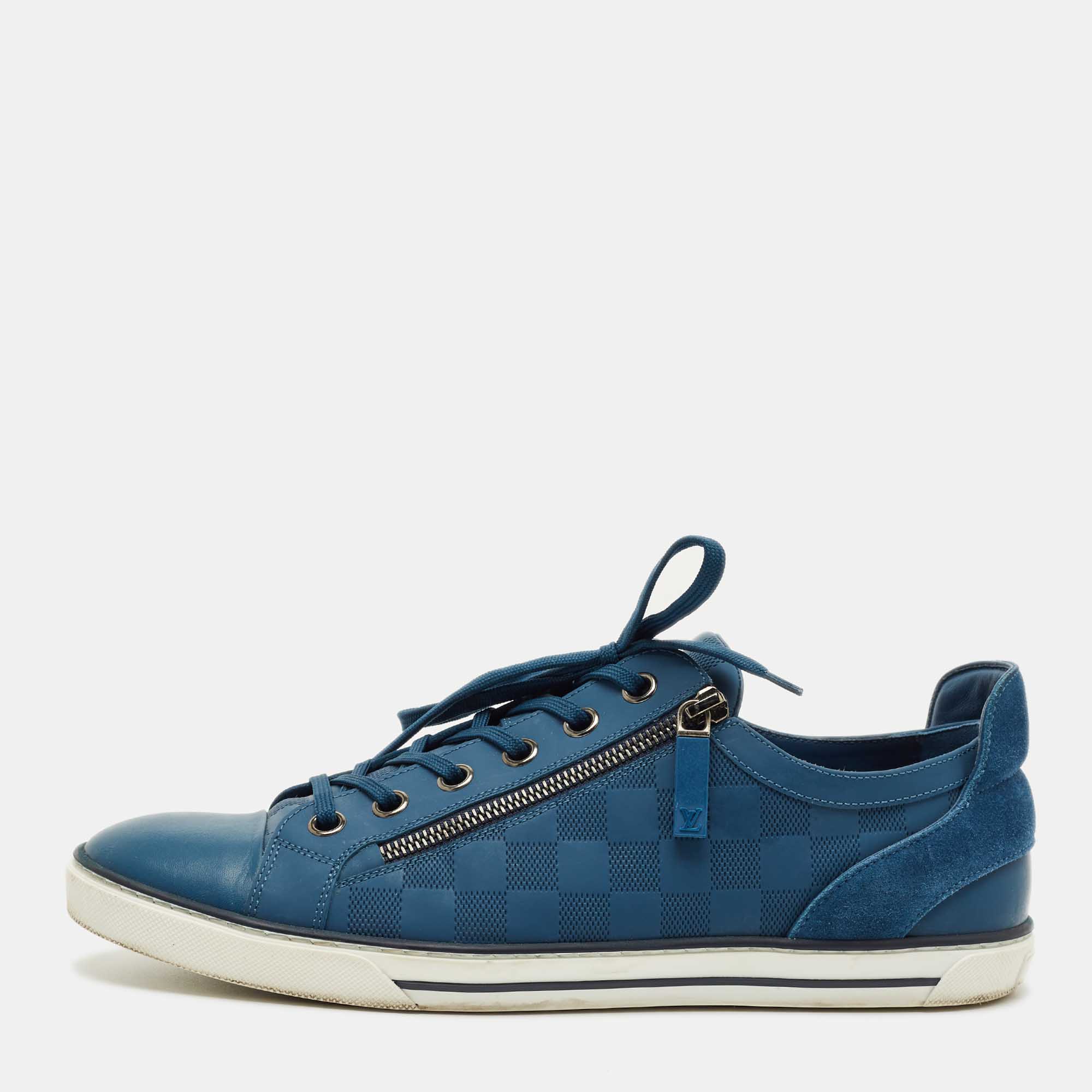 Pre Owned حذاء رياضي لوي فيتون تشالنج جلد داميه منقوش أزرق بسوستة مقاس 42.5