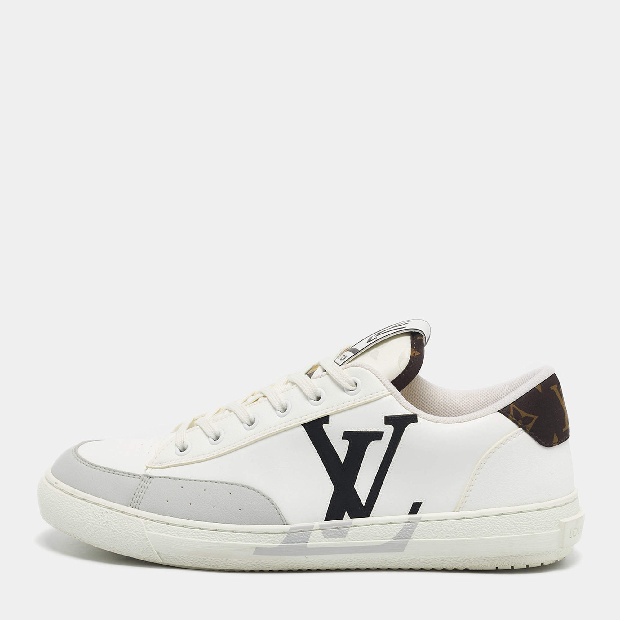 Pre Owned حذاء رياضي لويس فويتون شارلي قماش أبيض وجلد برباط مقاس 41.5