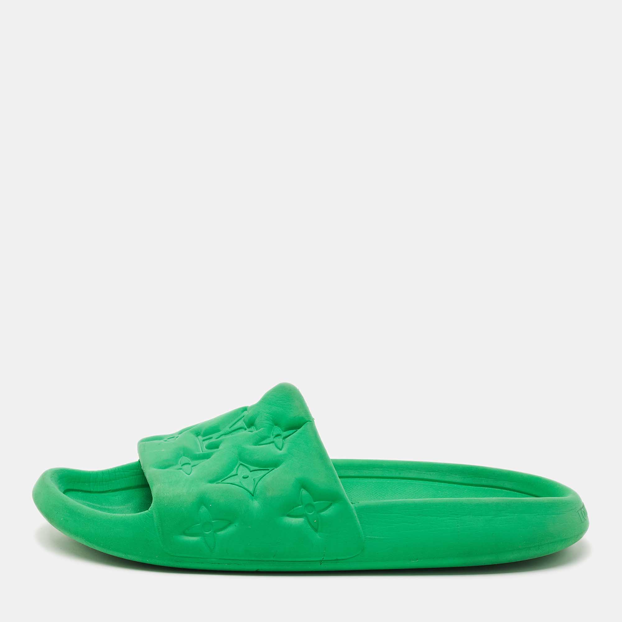 Pre Owned Louis Vuitton Green Rubber monogram Pool Slide Size 42.5
