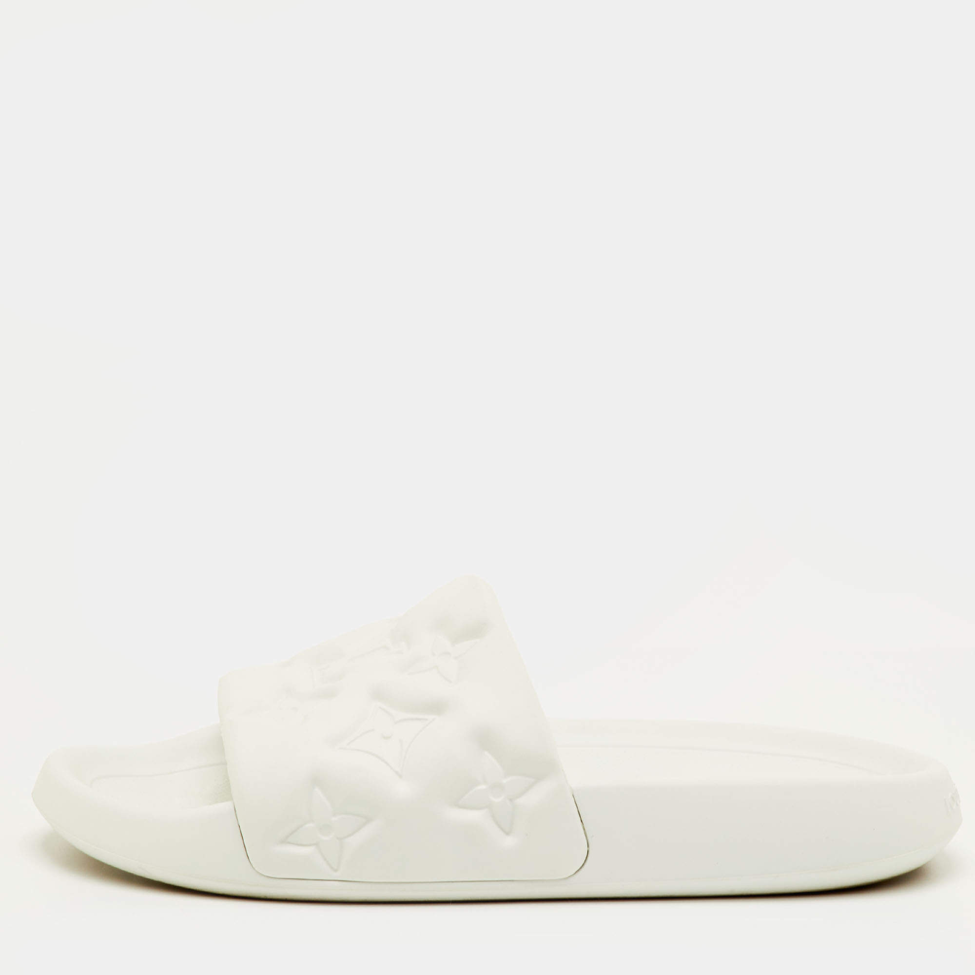 Pre Owned صندل سلايد بول لوي فيتون وترفرونت مطاطي بطبعة مونوجرام أبيض مقاس 41