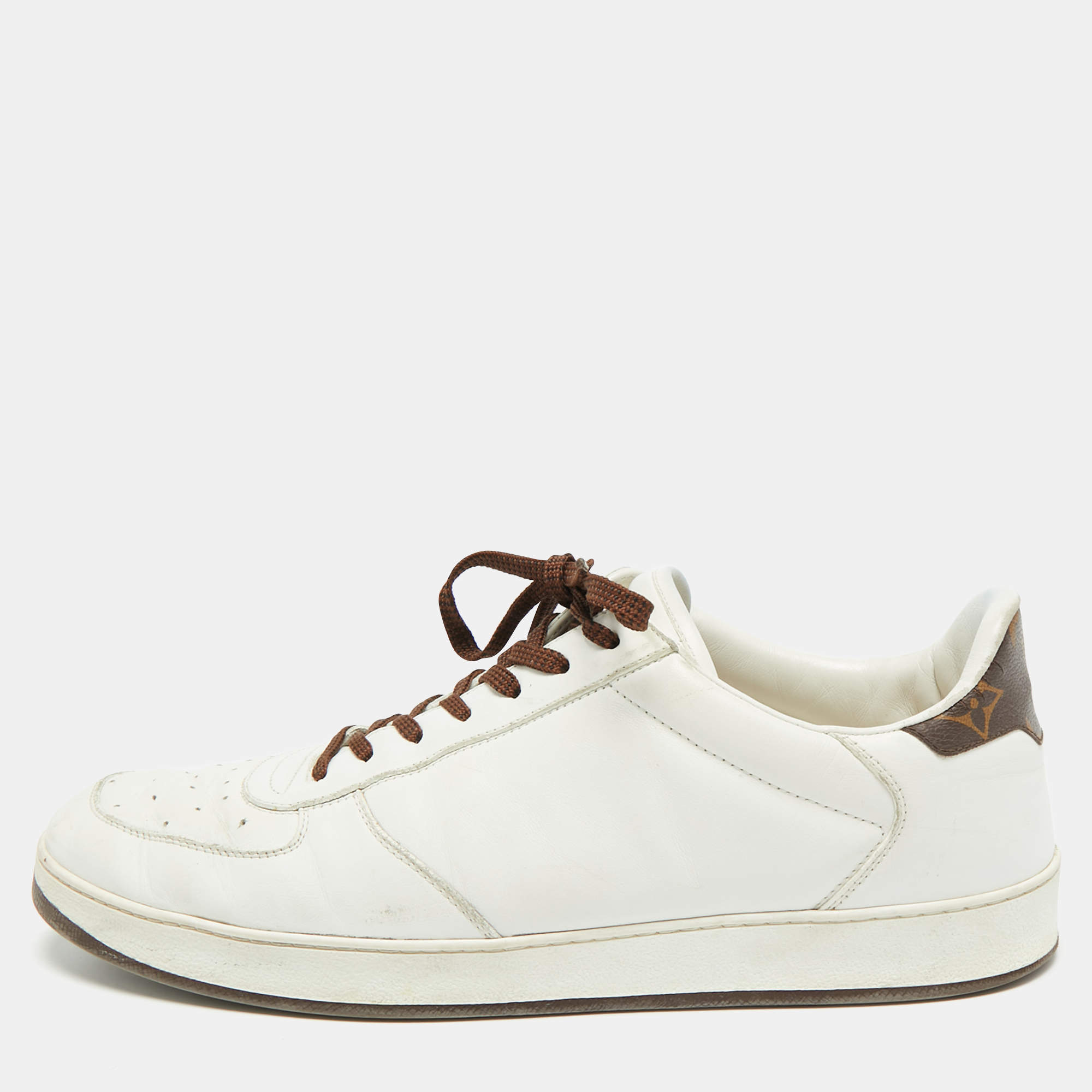 Pre Owned Louis Vuitton White/Brown Leather and Monogram Canvas Low Top Sneakers