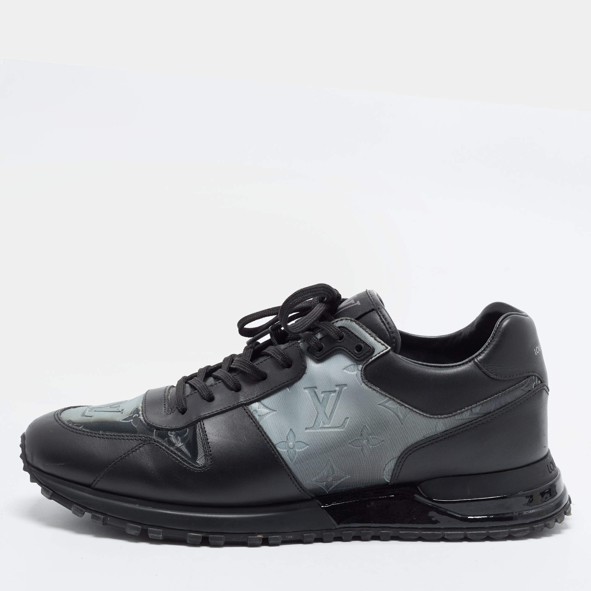 Pre Owned Louis Vuitton Run Away Size 42.5 Black Leather and PVC Lace Up Sneakers