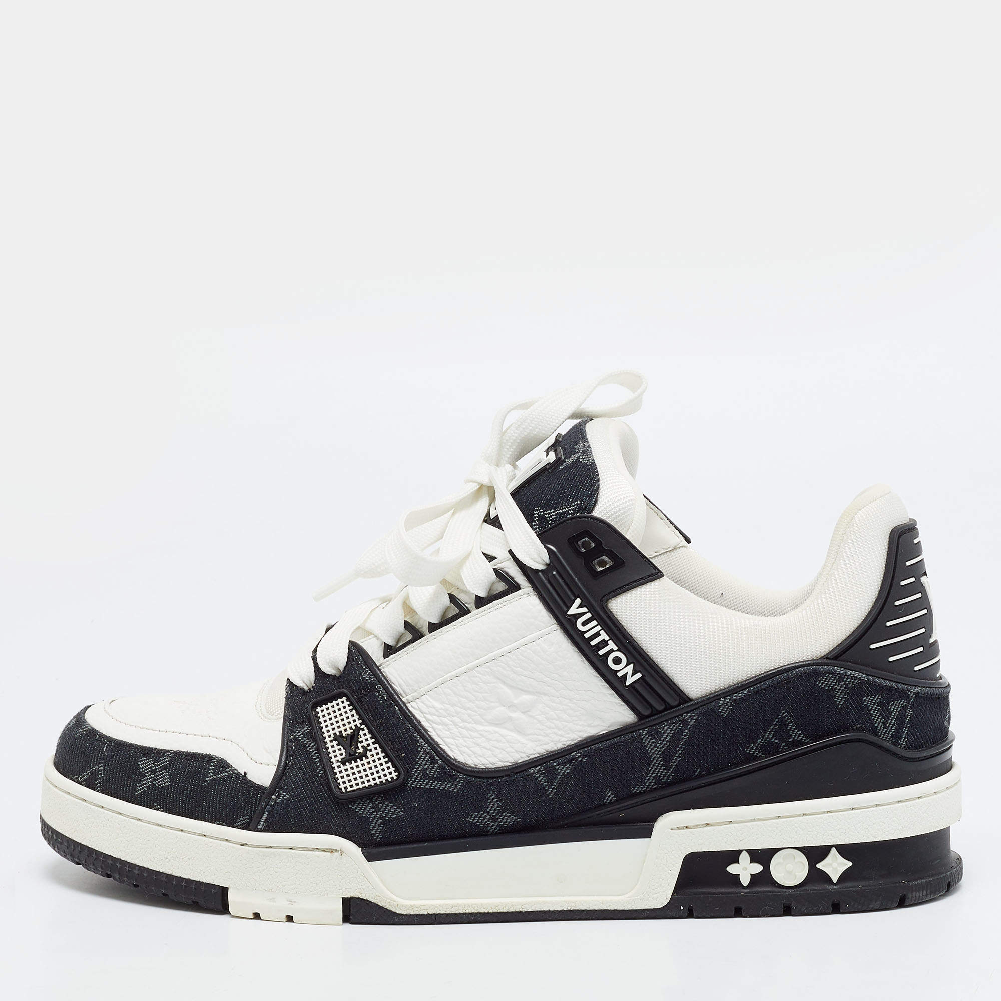 مملوكة مسبقًا Louis Vuitton LV Trainer Size 41 White/Black Monogram Denim and Leather Lace Up Sneakers