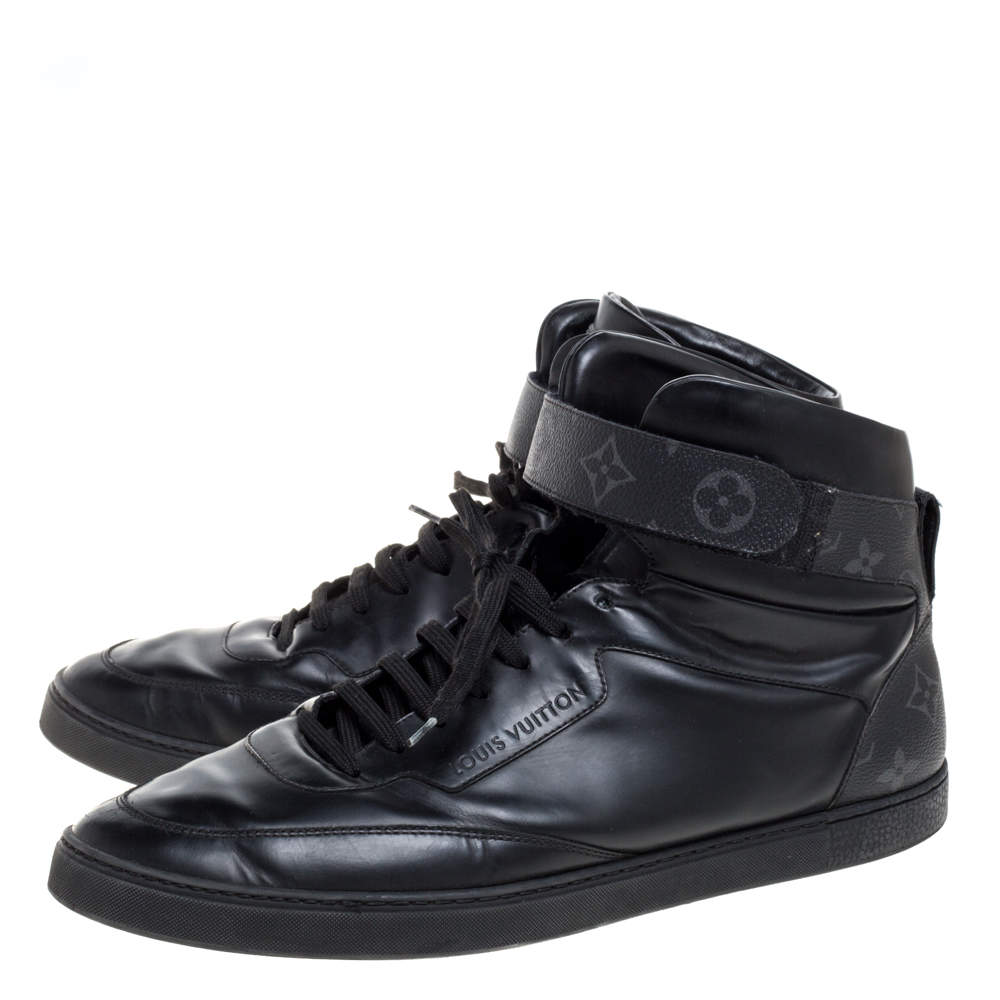 LV Men's Sneakers Eclipse (size 090), Men's Fashion, Footwear, Sneakers on  Carousell