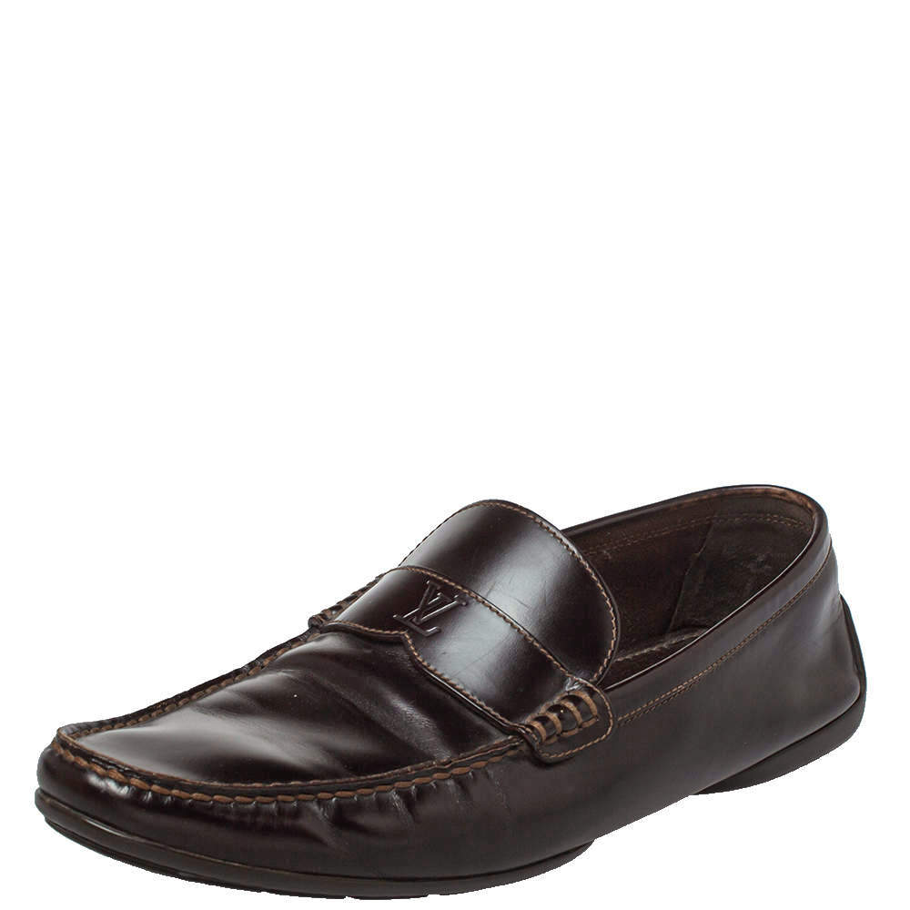 مملوكة مسبقًا Louis Vuitton Dark Brown Leather Slip On Loafers Size 41