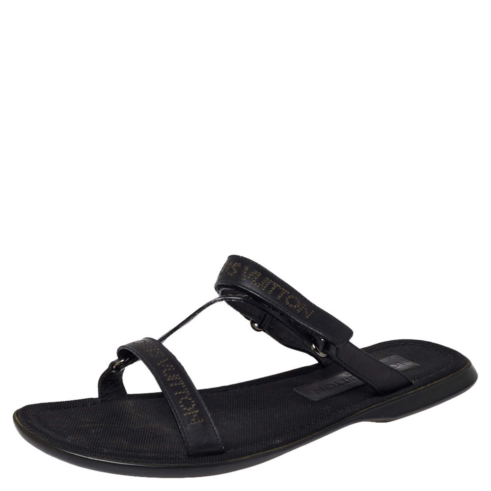 Pre Owned صندل لوي فيتون سلايد جلد أسود مثقب بالشعار مقاس 43 