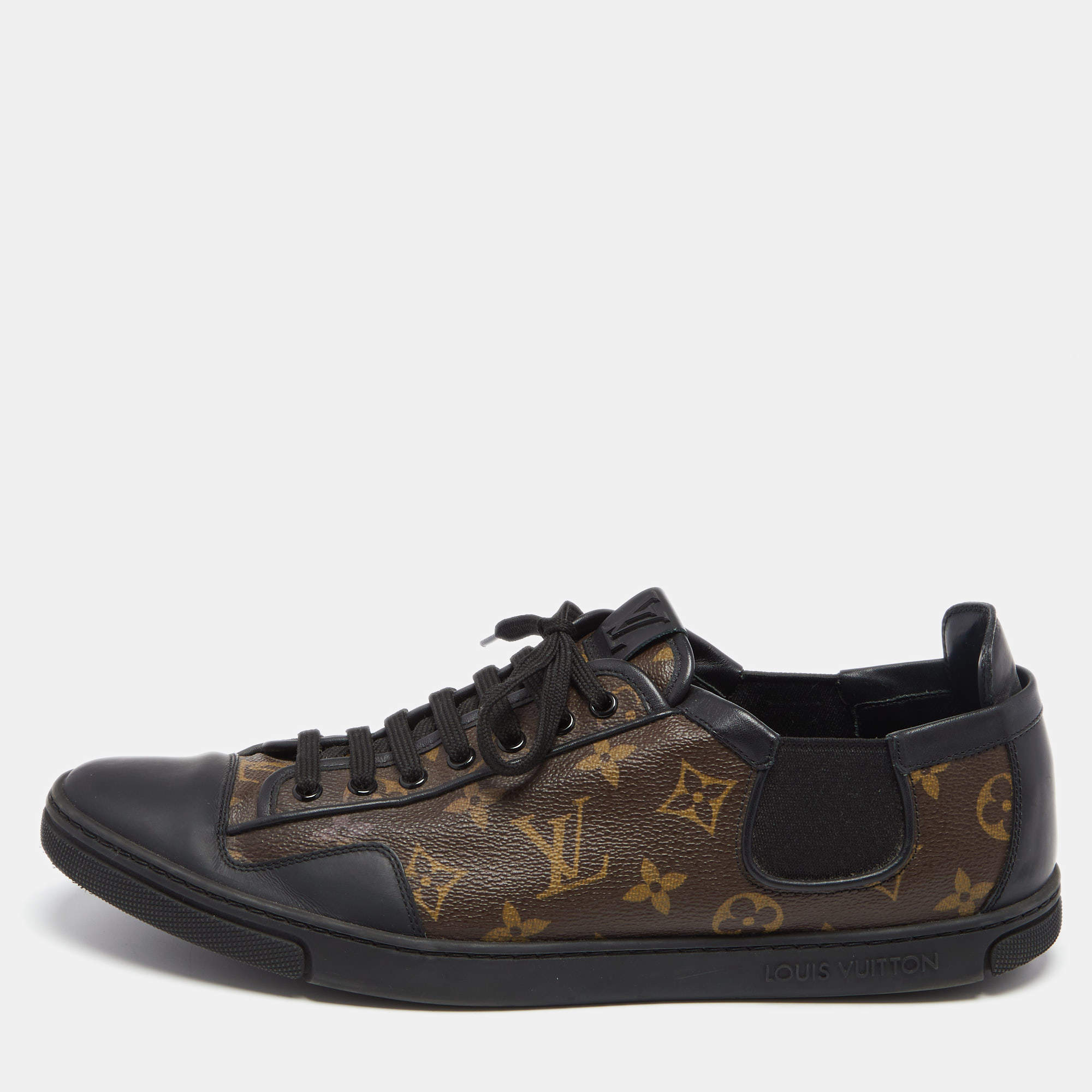 LOUIS VUITTON Calfskin Monogram Slalom Sneakers 9 Black 161460