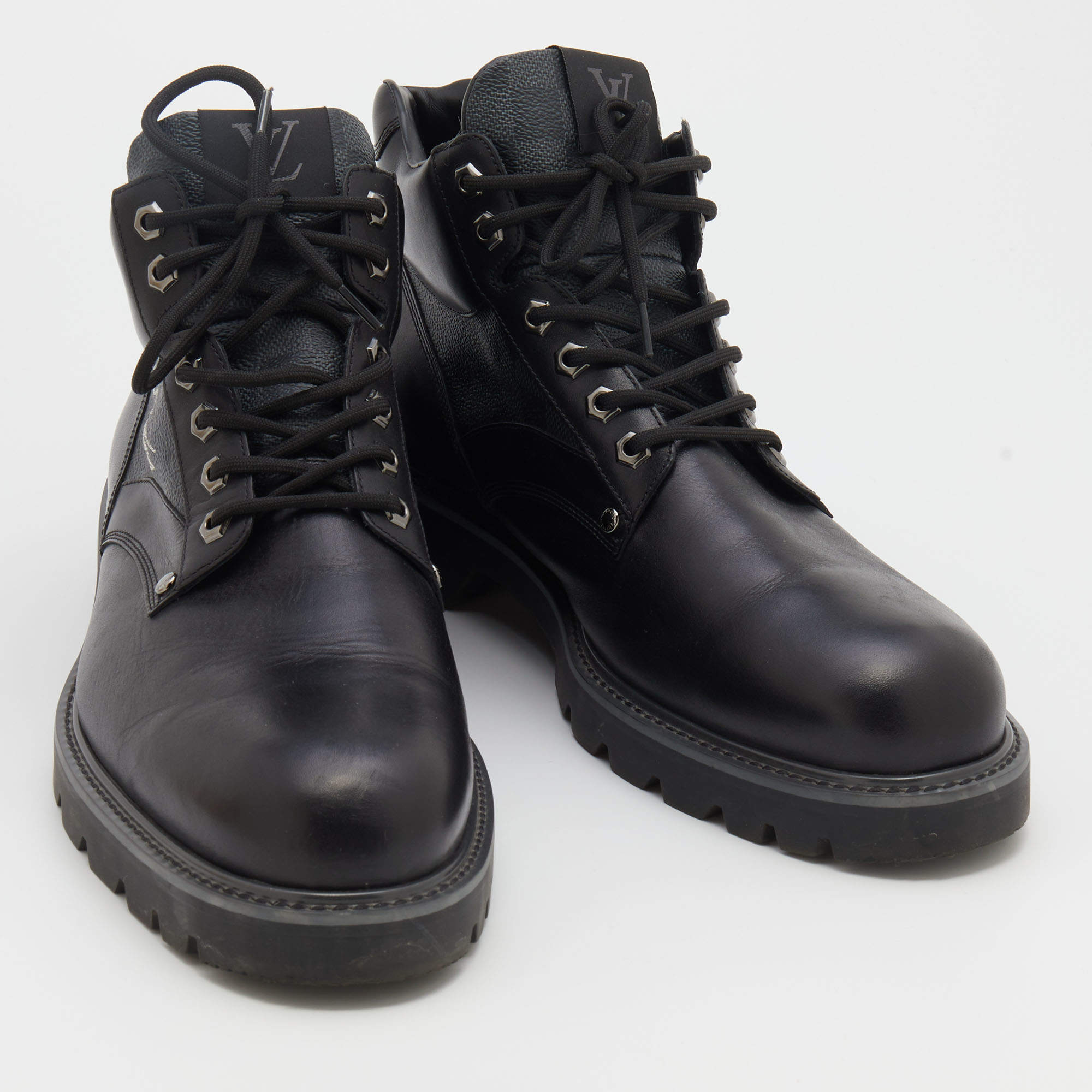 Louis Vuitton Men's Oberkampf Ankle Boots Alps Patches Canvas with Leather  Black 186434211