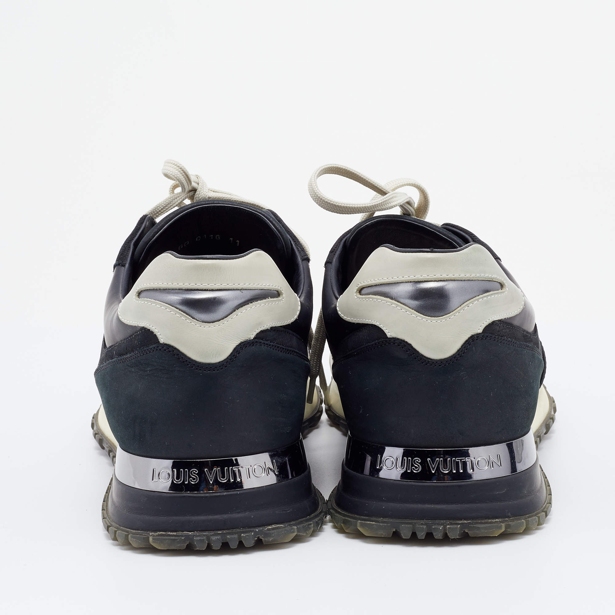 Louis Vuitton, Black damier canvas trainers ref.1003544 - Joli Closet
