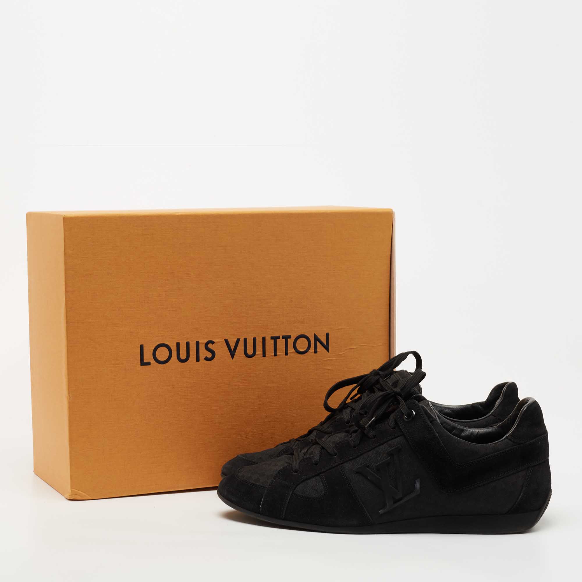 Louis Vuitton Black Suede and Canvas Low Top Sneakers Size 43 Louis Vuitton