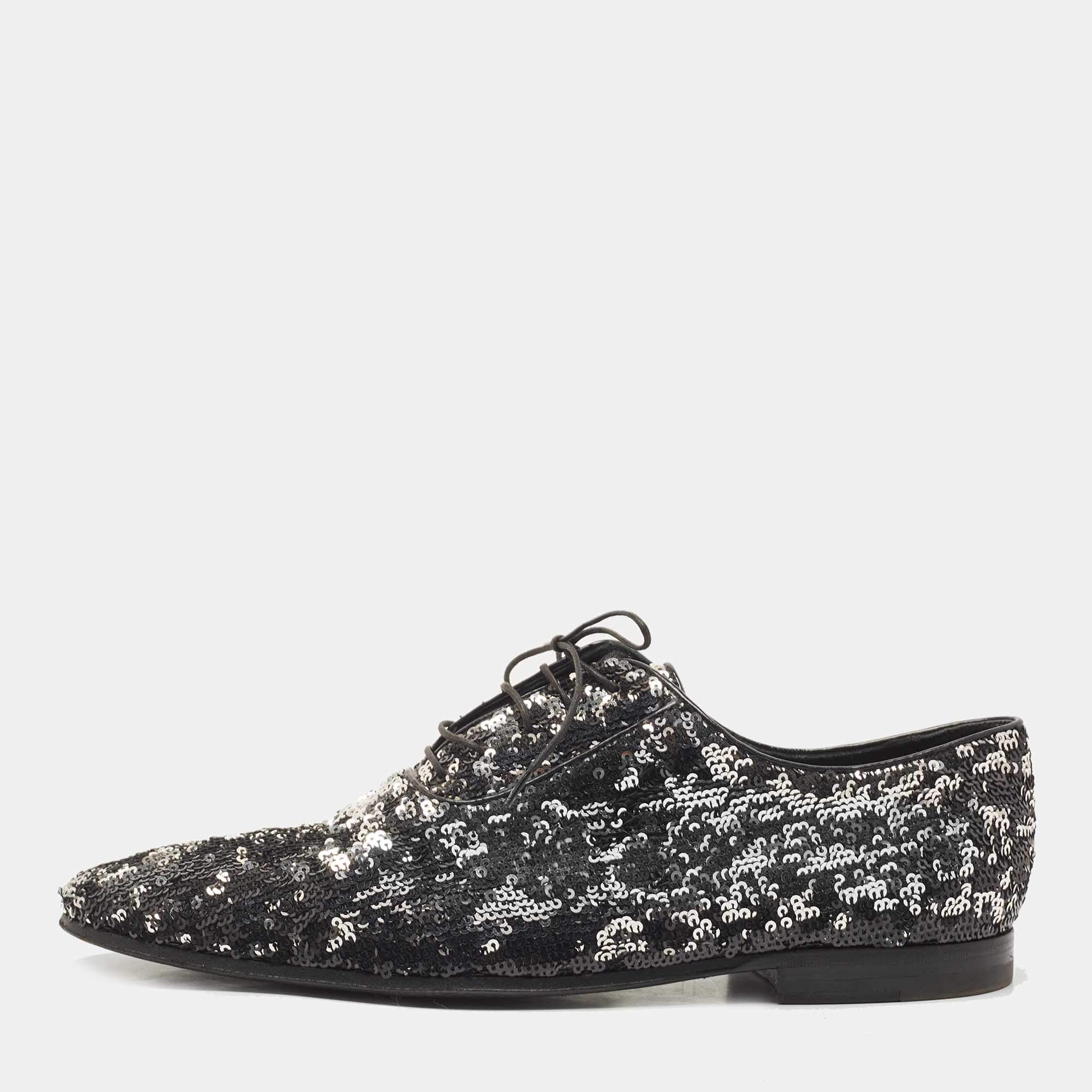 مملوكة مسبقًا Louis Vuitton Black/Silver Sequins Lace Up Oxfords Size 42