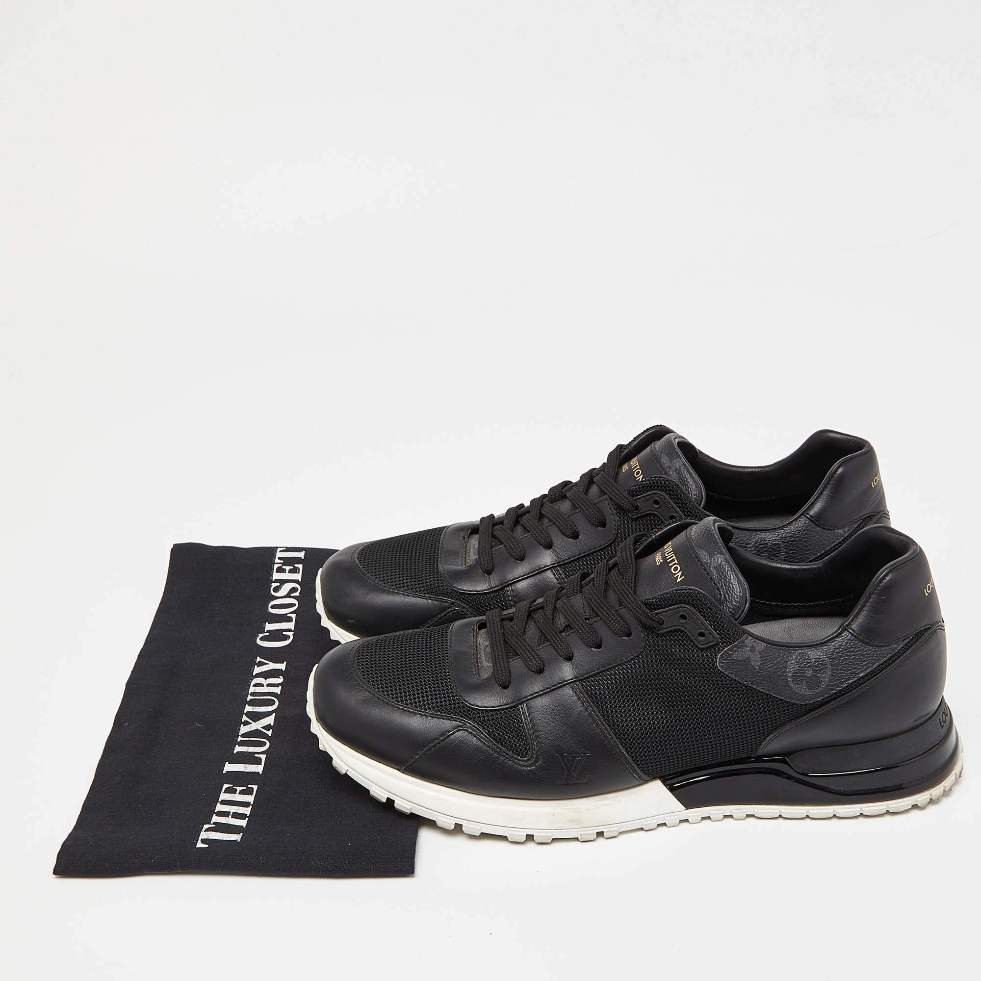 Louis Vuitton Run away Black Leather ref.1011063 - Joli Closet