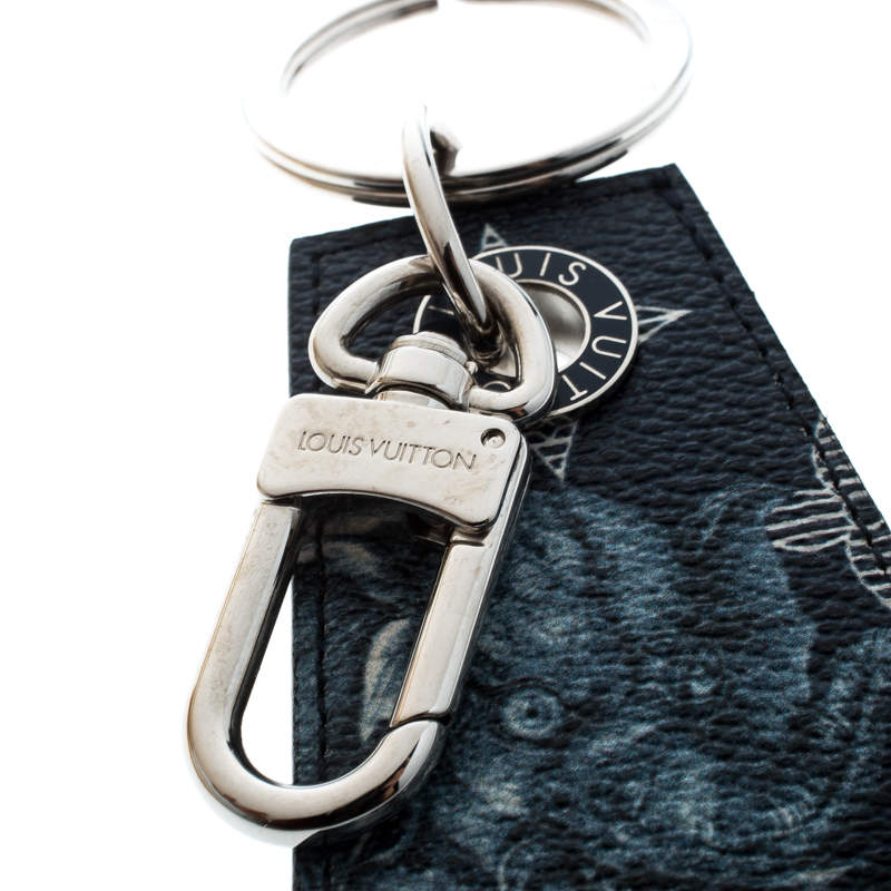 Louis Vuitton Blue Savane Canvas Chapman Brothers Lion/Elephant Silver Tone  Key Holder / Keychain Louis Vuitton | The Luxury Closet