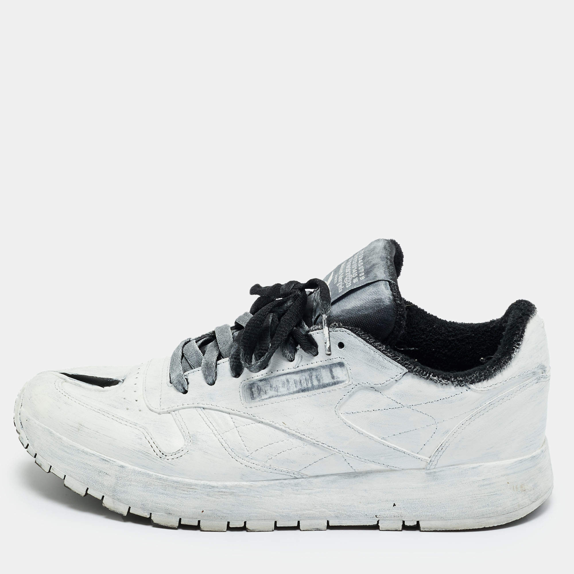 Pre Owned Maison Margiela x Reebok White Leather Cut Out Classic Sneakers Size 42