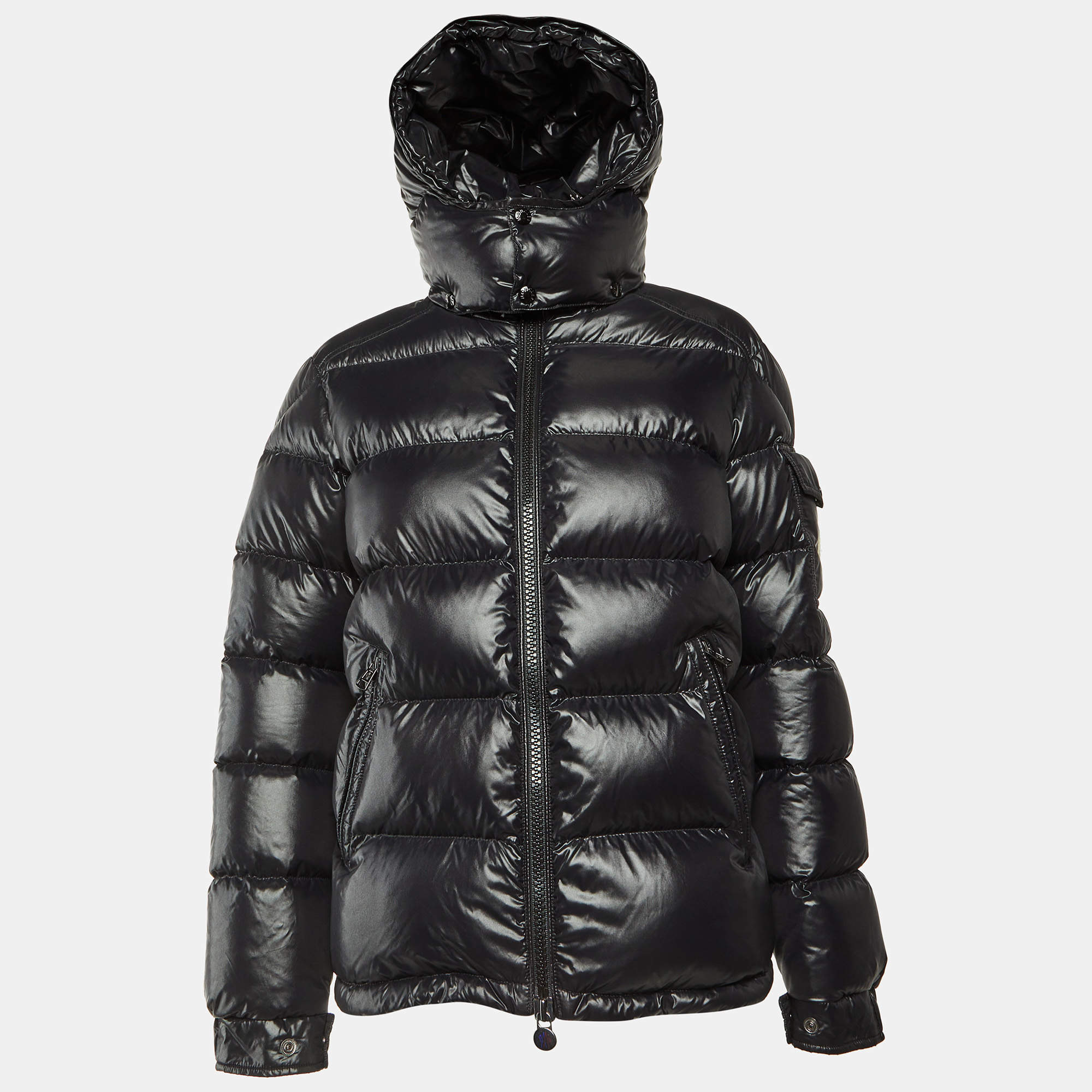 مملوكة مسبقًا Moncler Black Quilted Nylon Hooded Maya Down Jacket S