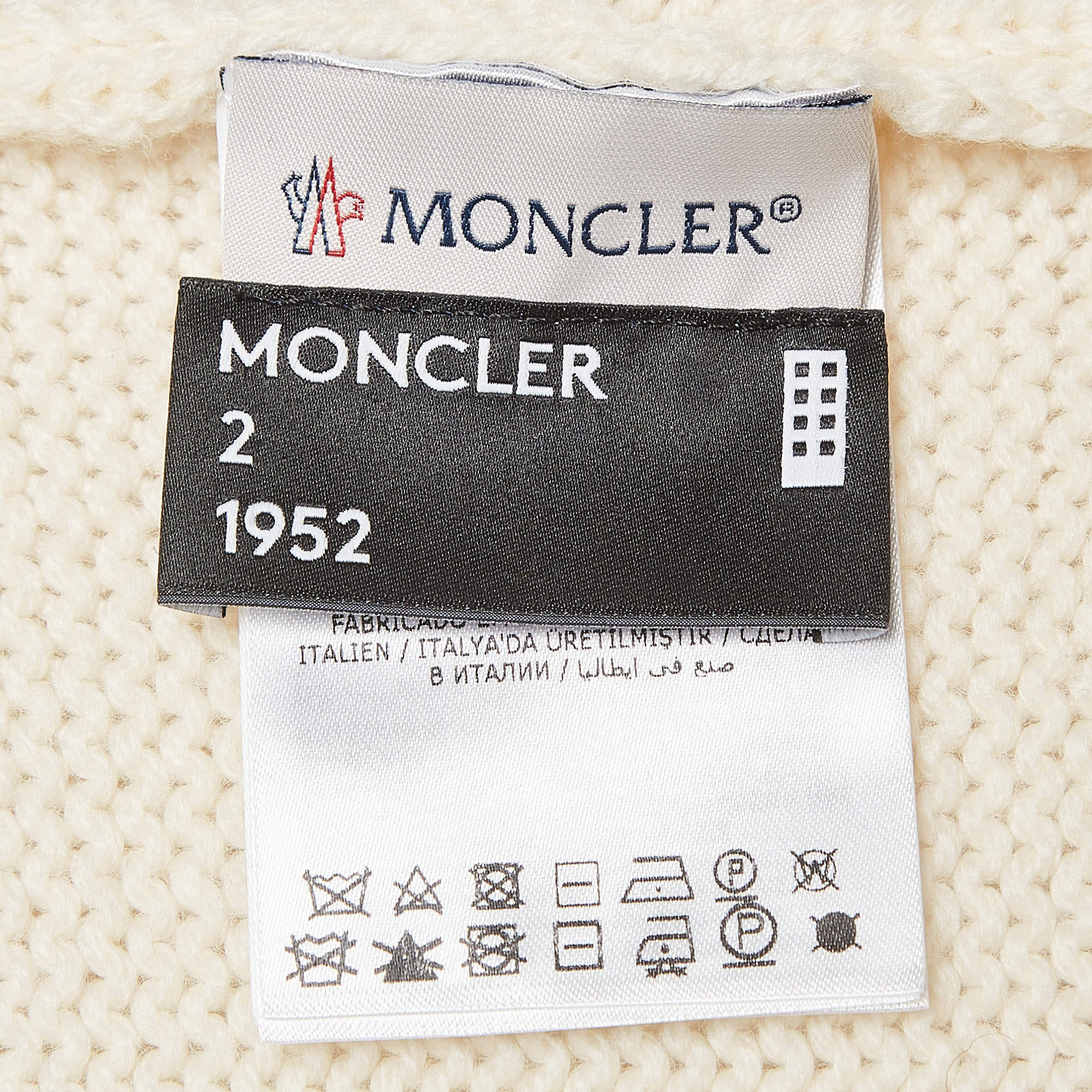 Moncler 2 1952 White Intarsia Wool Knit Turtleneck Sweater L Moncler 2 1952 White Intarsia Wool Knit Turtleneck Sweater L