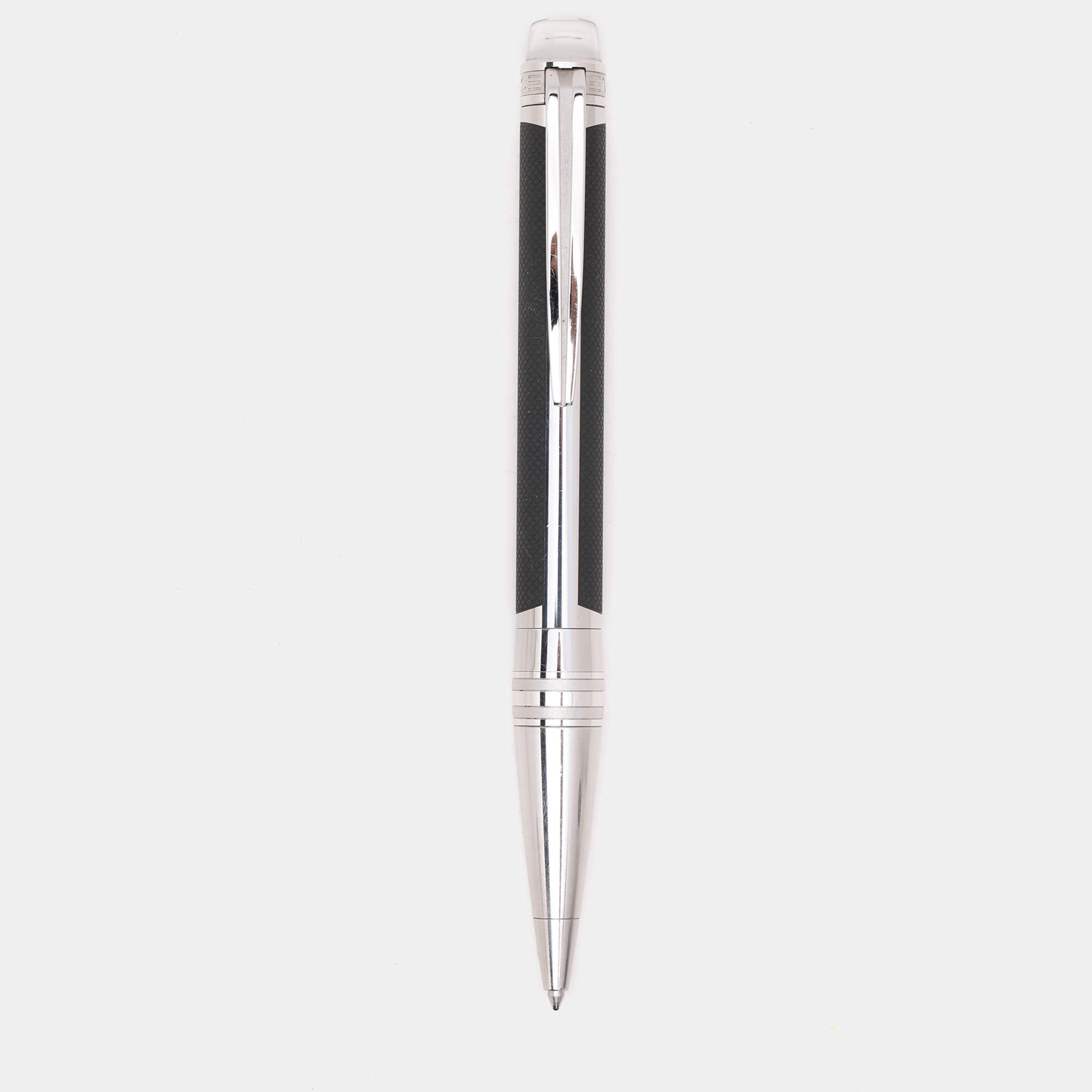 Pre Owned Montblanc StarWalker Extreme Black Resin Ballpoint Pen