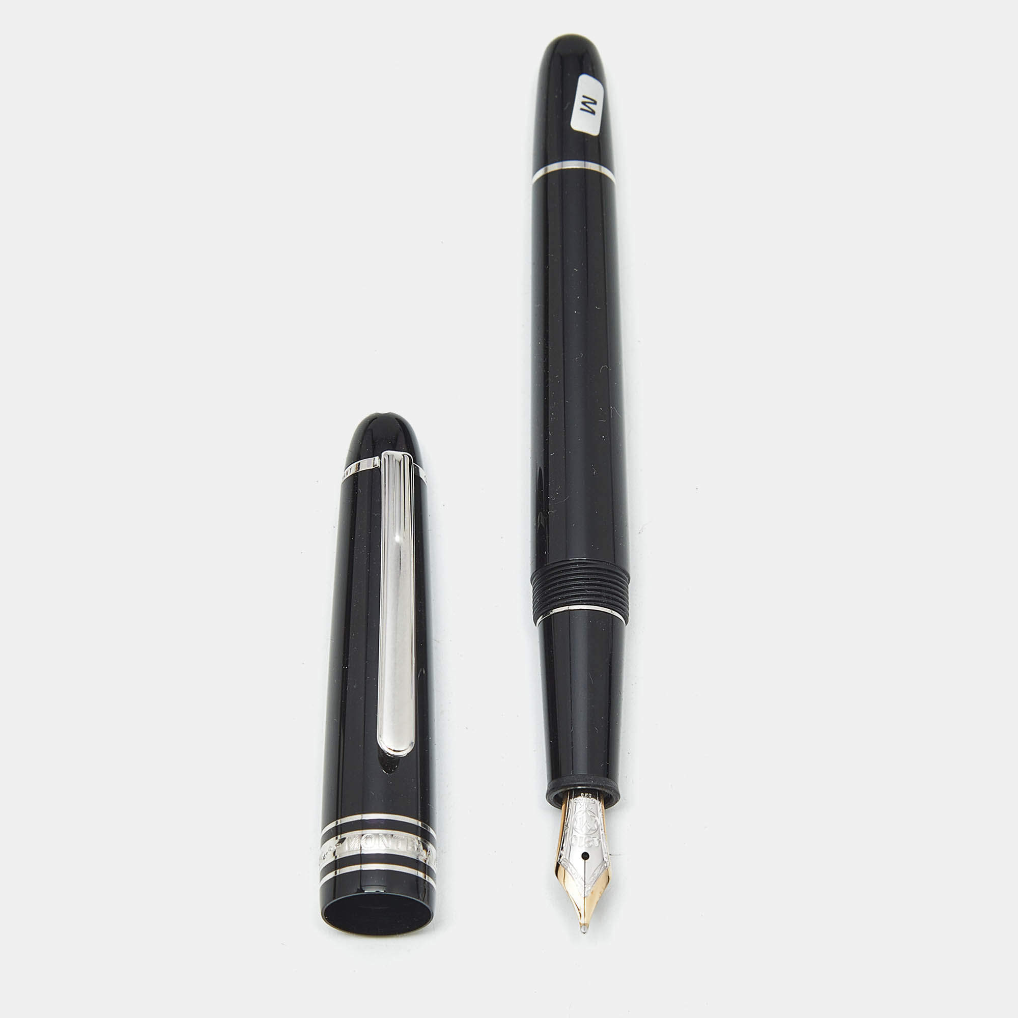 Pre Owned Montblanc Meisterstuck Hommage Frederic Chopin Black Resin Fountain Pen