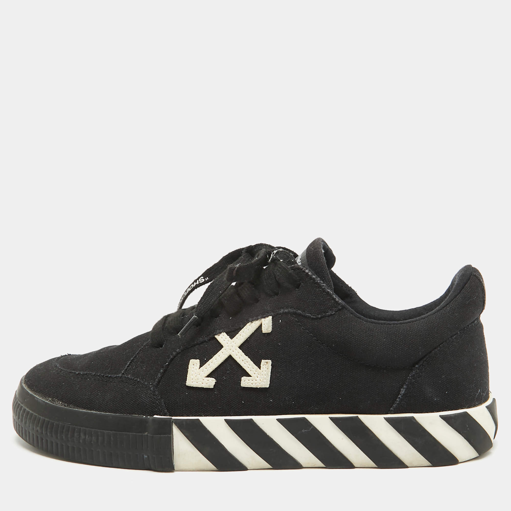 Off-White Black Canvas Vulcanized Low Top Sneakers Size 42